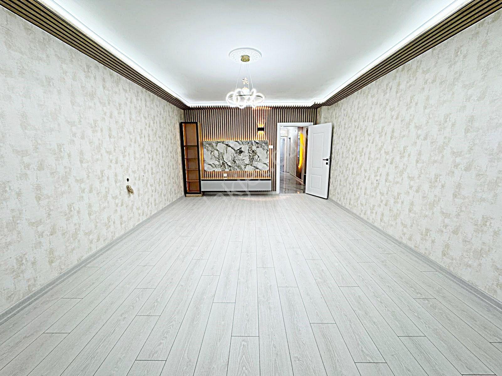 Keçiören Bademlikte Ank Manzaralı 4+2 /2 Mutfak/ Çift Salonlu /dublex Daire - Görsel 7
