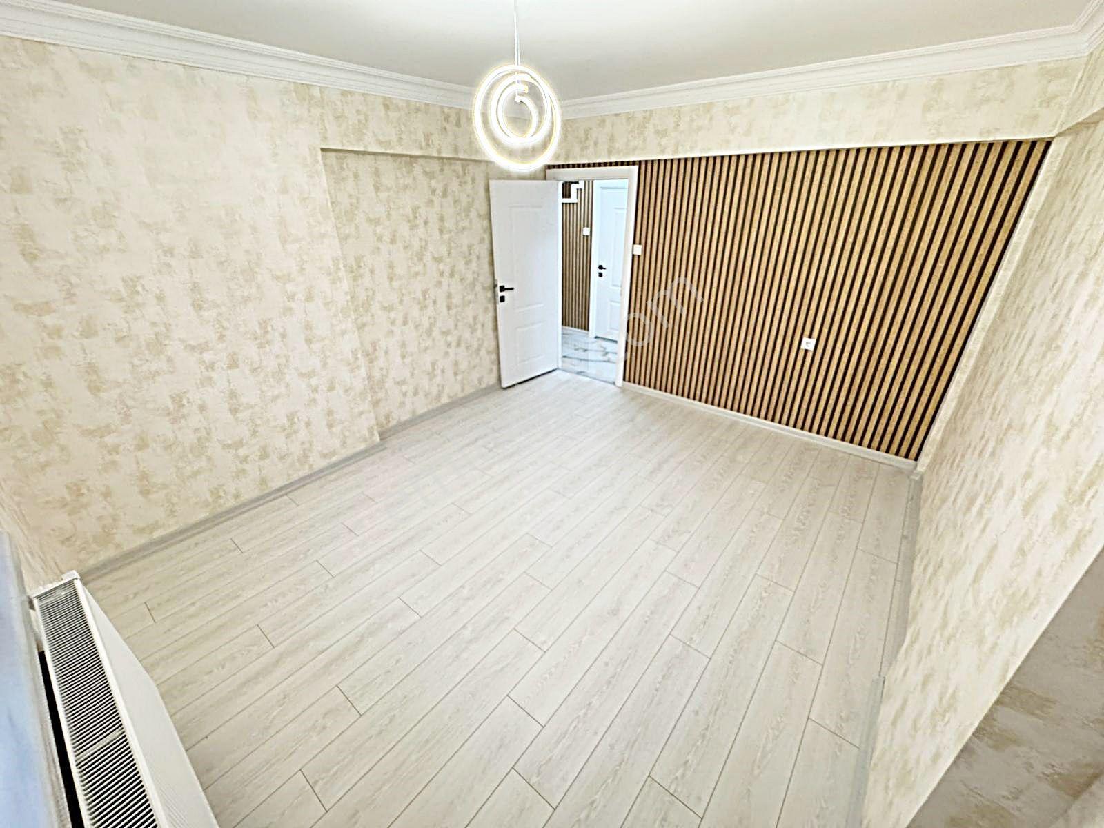 Keçiören Bademlikte Ank Manzaralı 4+2 /2 Mutfak/ Çift Salonlu /dublex Daire - Görsel 23