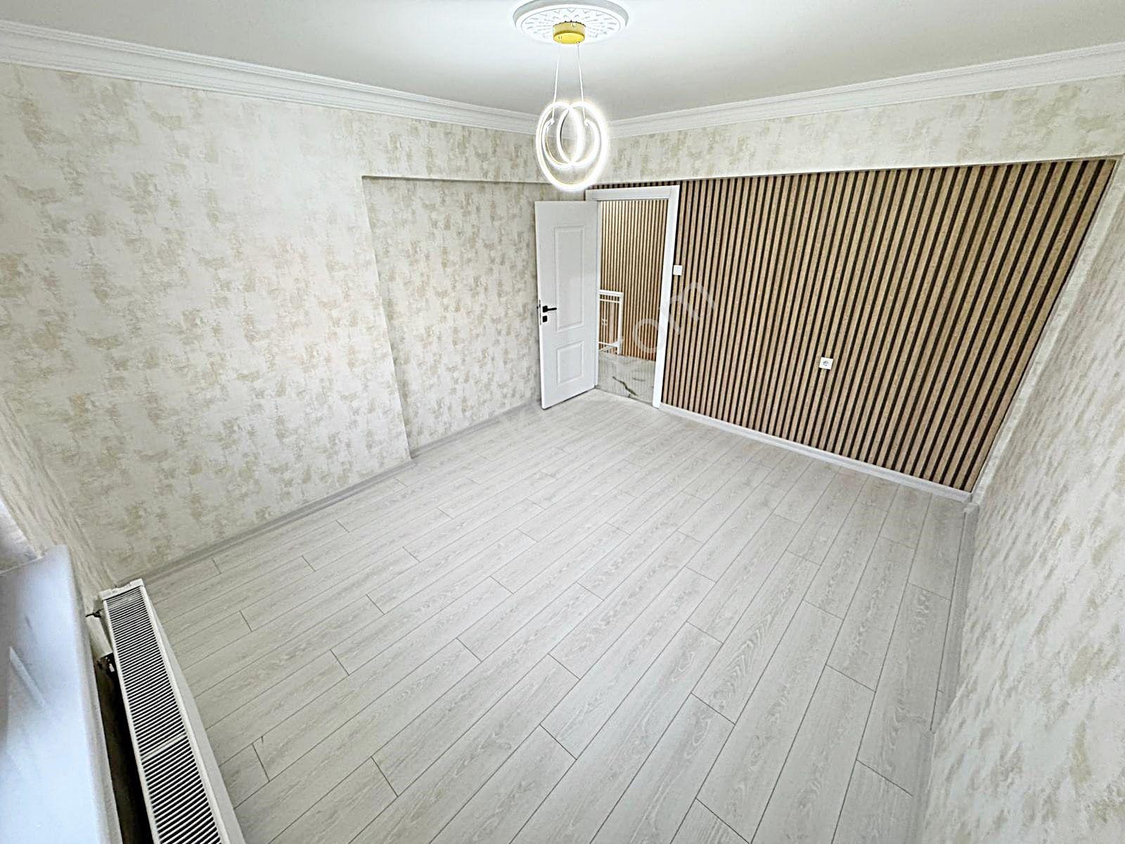 Keçiören Bademlikte Ank Manzaralı 4+2 /2 Mutfak/ Çift Salonlu /dublex Daire - Görsel 31