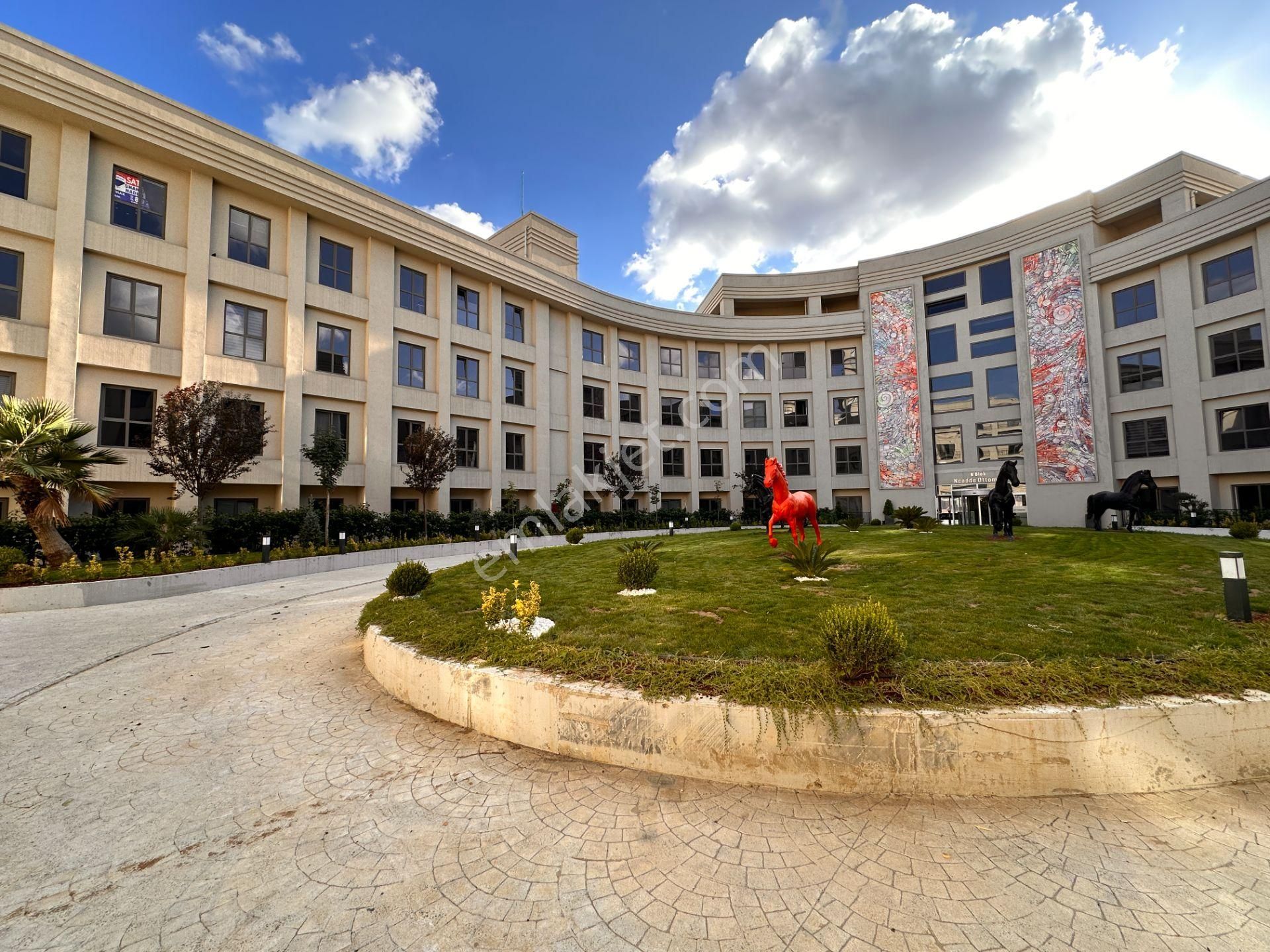 Next House'dan N Cadde Ottoman, 1+0, 50m2, Satılık Ofis