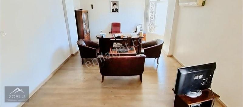 Zorlu Gayrimenkul'den Şakirpaşa'da 1500m2 Kiralık İş Yeri - Görsel 11