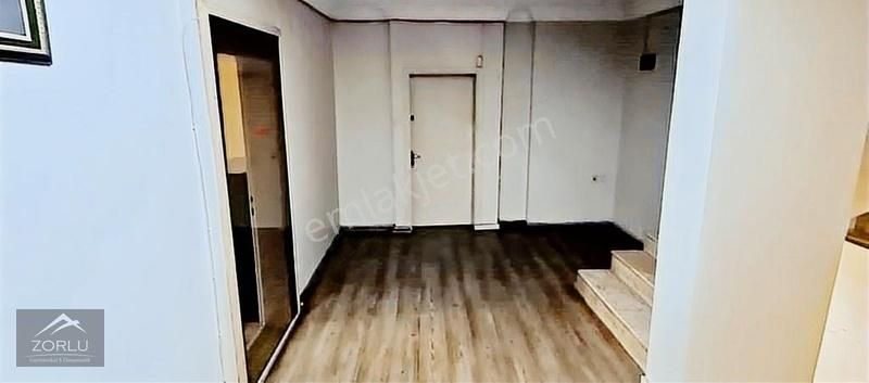 Zorlu Gayrimenkul'den Şakirpaşa'da 1500m2 Kiralık İş Yeri - Görsel 13