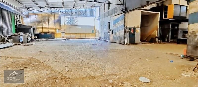 Zorlu Gayrimenkul'den Şakirpaşa'da 1500m2 Kiralık İş Yeri - Görsel 9