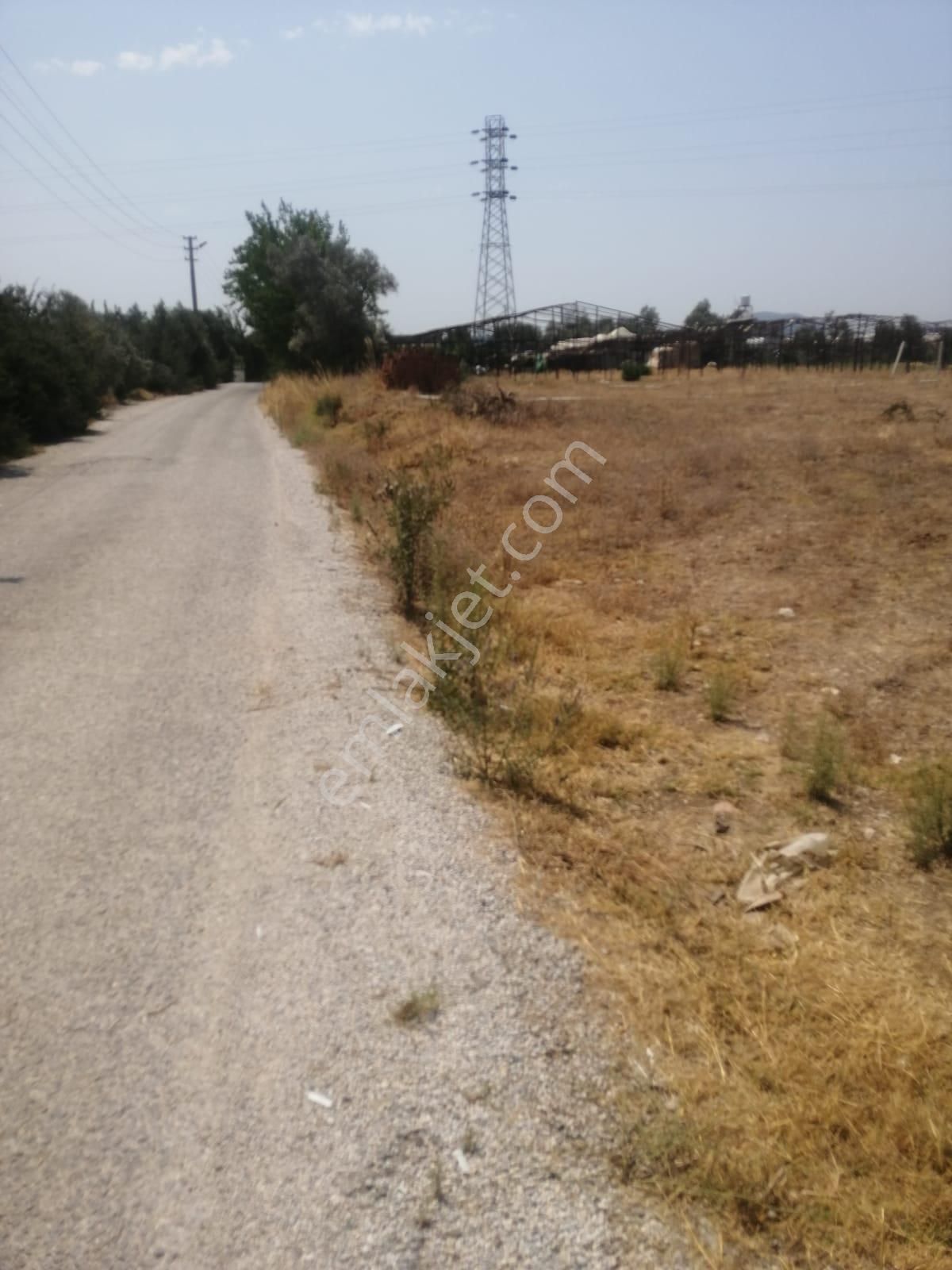 Menderes Turyap'tan Dereköy'de 325m² Satılık Hisse Tapulu Tarla - Görsel 3