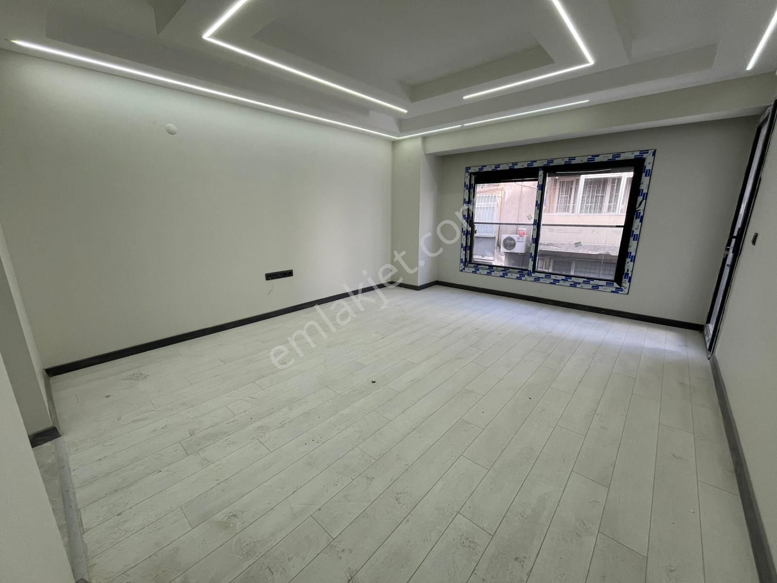 Asil'den Göztepede Sıfır Binada 2+1 Otoparklı Asansörlü Arakat - Görsel 3