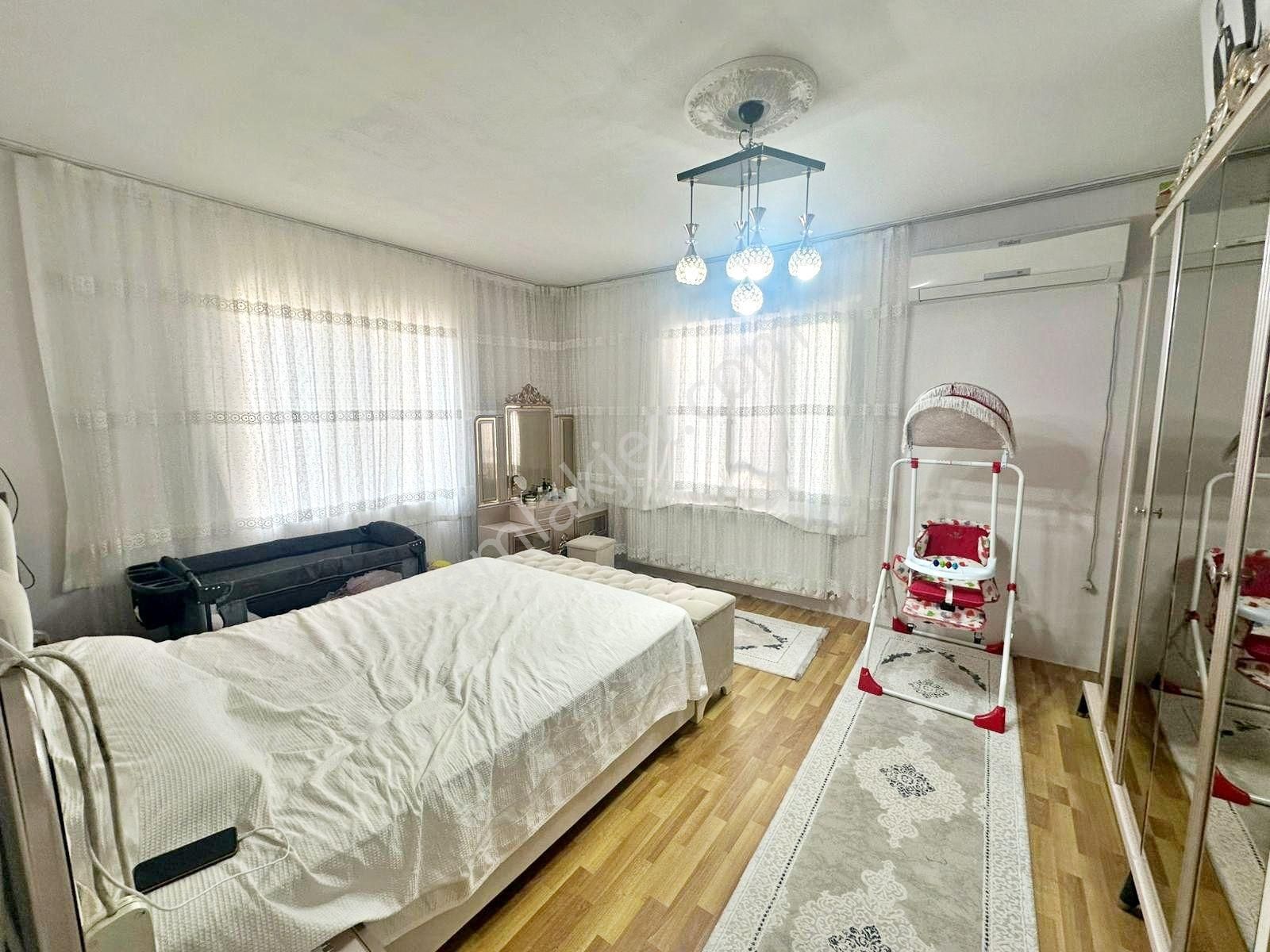 Gazikent'te Masrafsız Az Katlı Teraslı Geniş Oturum 3+1 Daire - Görsel 13