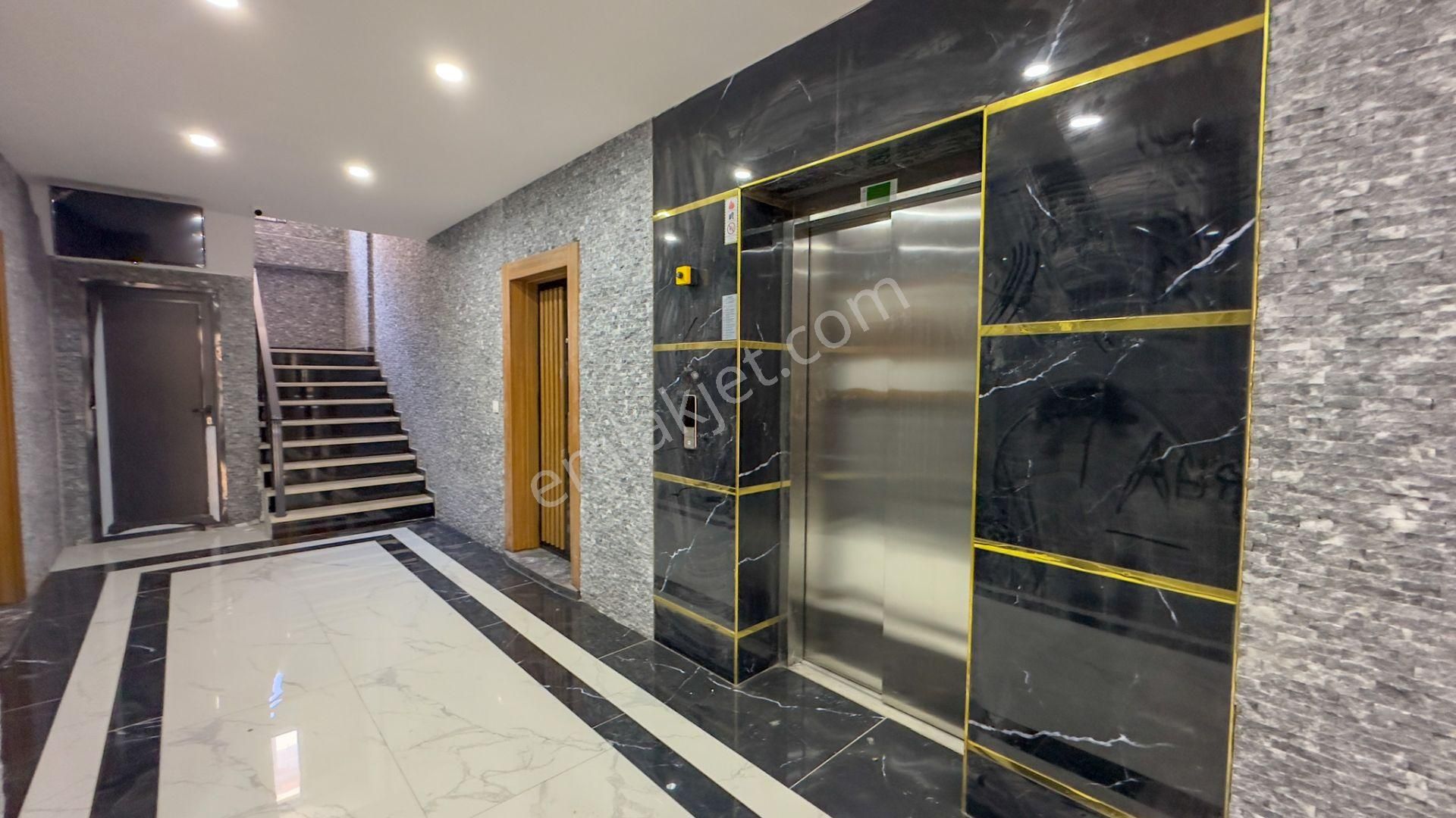 No:10 Gayrimenkul’den Ayvalık Altınova’da, En Üst Kat 2+1 Daire – Müstakil Tadında Yaşam - Görsel 4