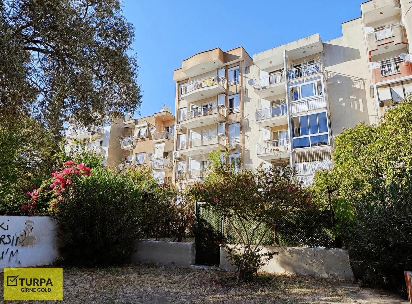 Karşıyaka Bahariye Mahallesi'nde Full Eşyalı 2+1 Kiralık Daire - Görsel 28