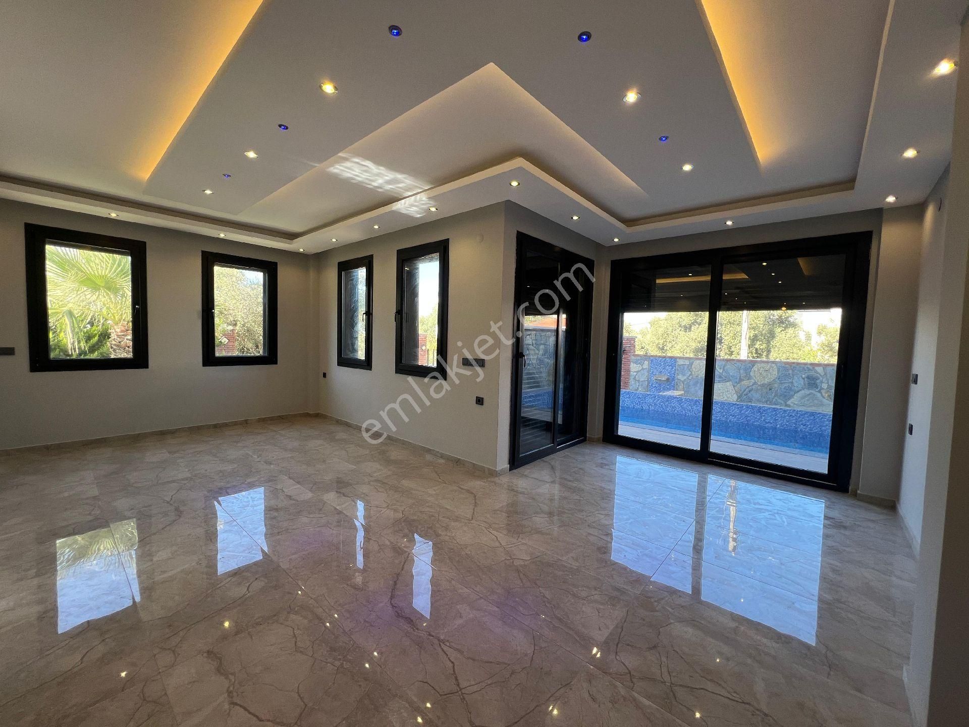 Didim Akbükte Havuzlu Villa - Görsel 13