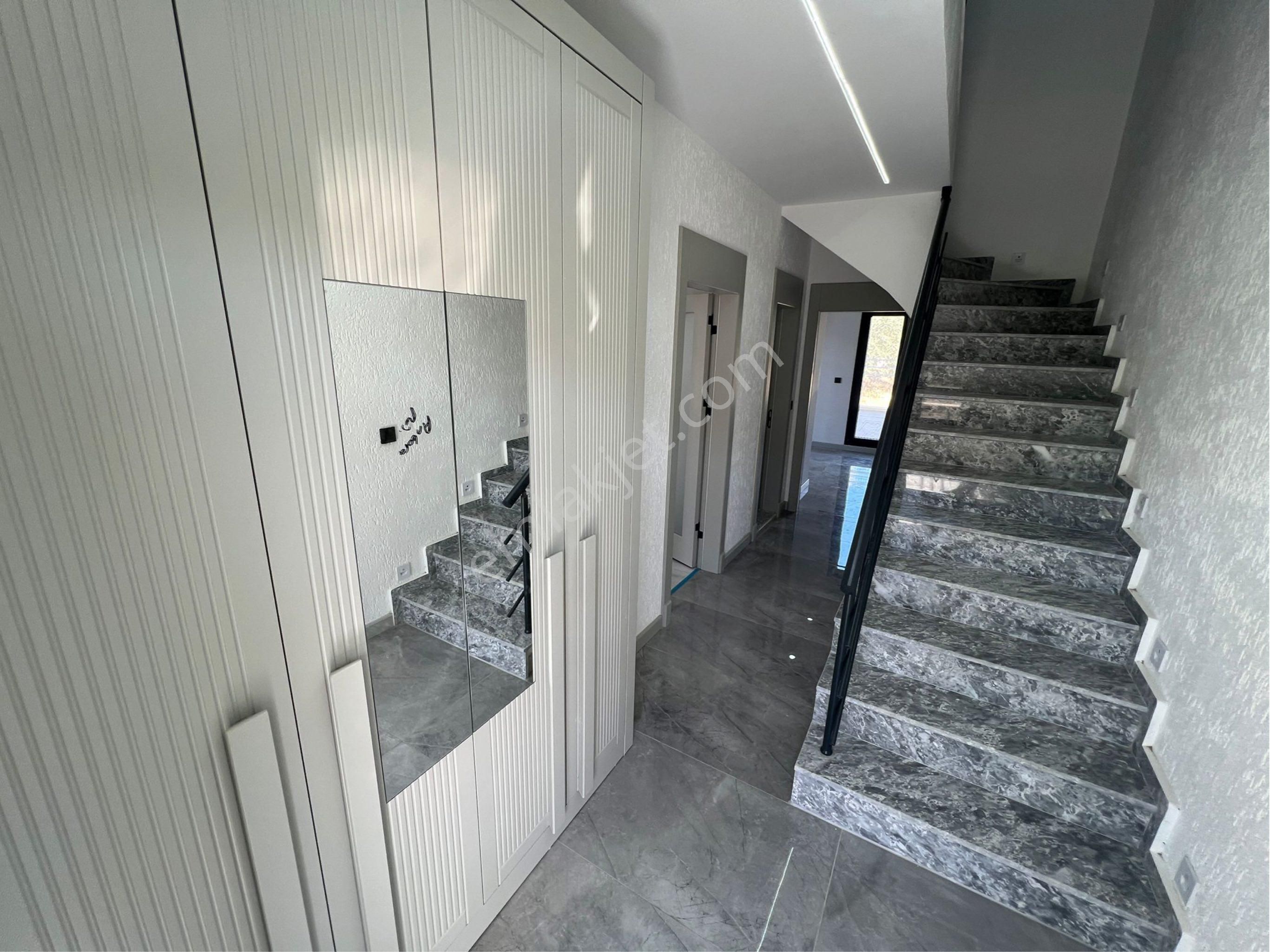 🩷cemre Emlaktan Şık Tasarımlı Geniş Bahçeli Satılık Sıfır 3+1 Villa🩷 - Görsel 25