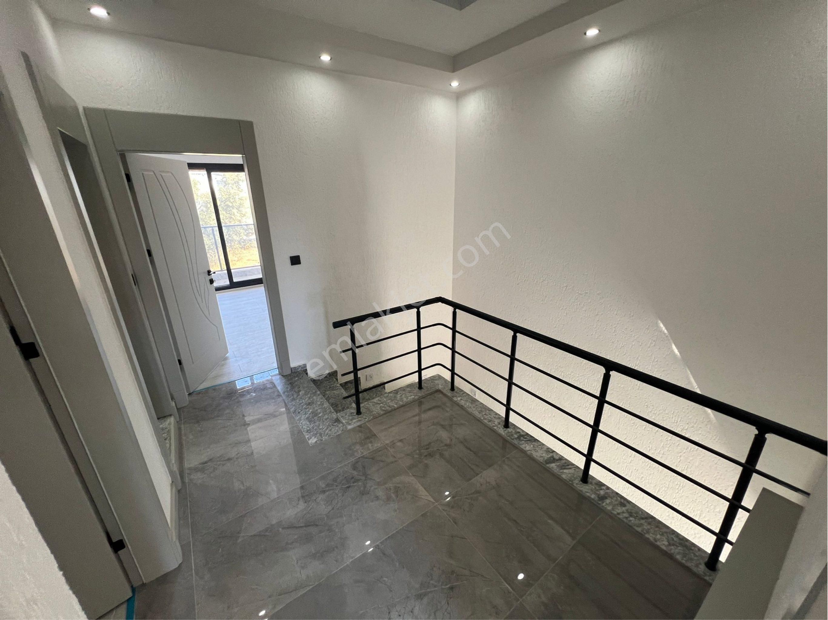 🩷cemre Emlaktan Şık Tasarımlı Geniş Bahçeli Satılık Sıfır 3+1 Villa🩷 - Görsel 8