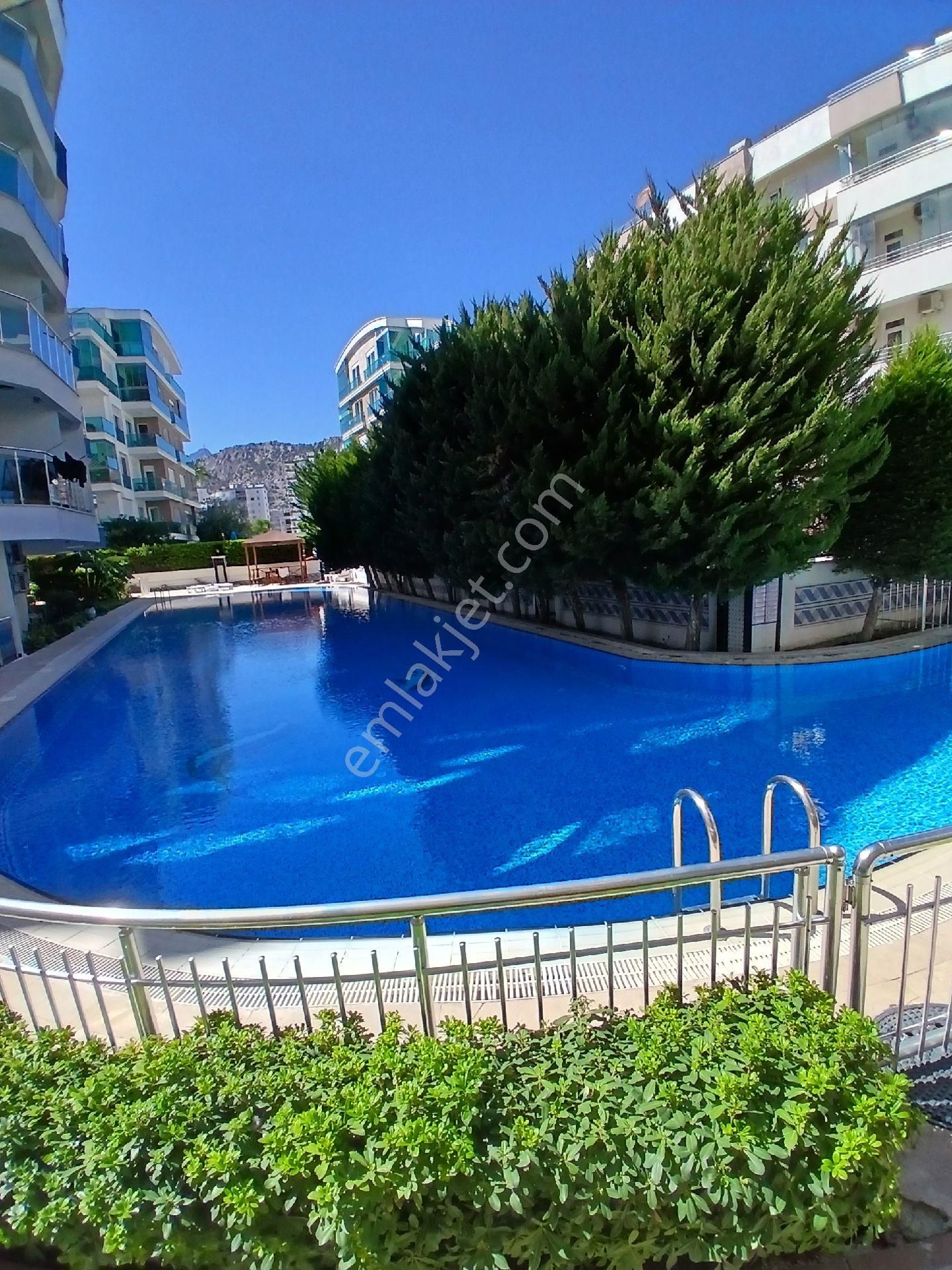 Antalya Konyaaltı Hurma Satılık Ultra Lüks 2+1