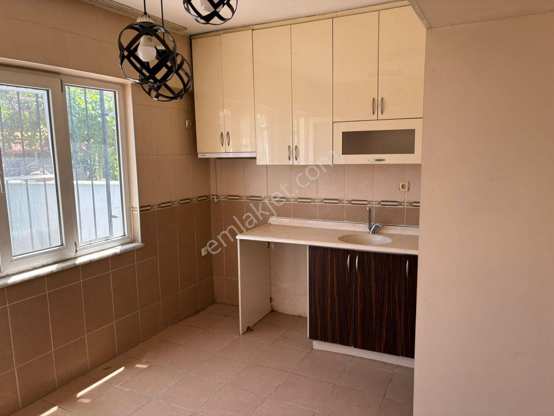257 Karacasu Yaylalı Mahallesinde Kiralık Daire - Görsel 2