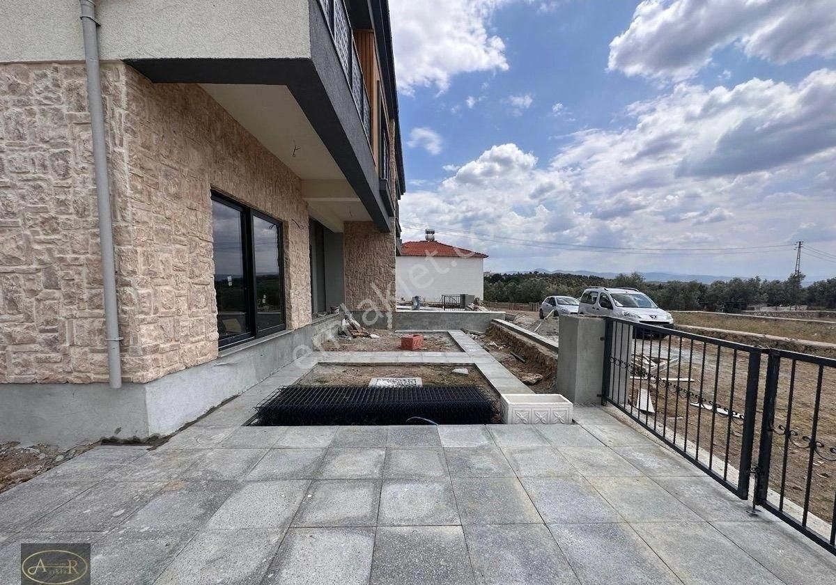 Balıkesir Edremit Yaylaönü Müstakil Satılık Taş Konak - Görsel 2