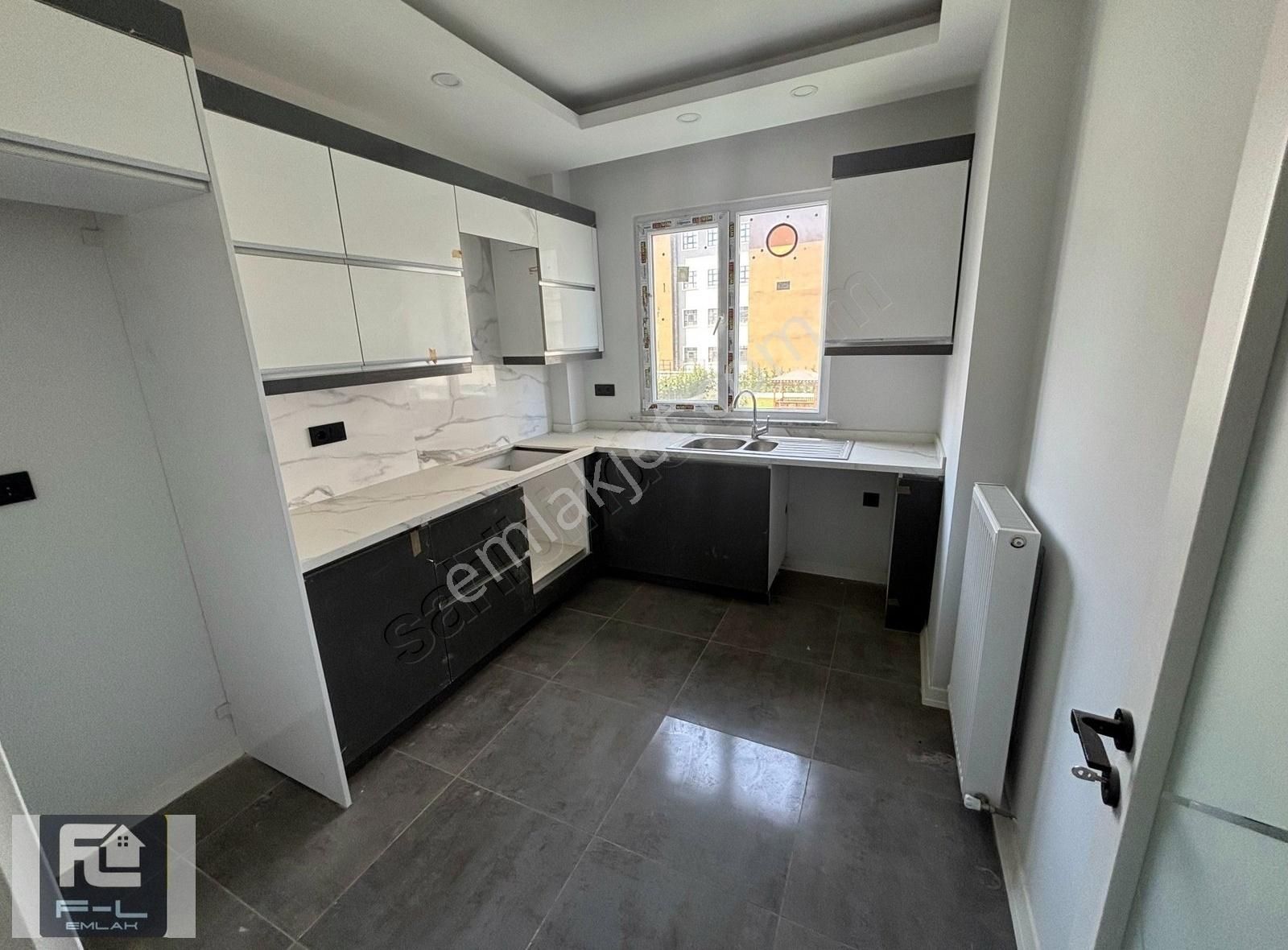 F-l Emlaktan Sancaktepe Blue Garden Sitesi 2+1 Ara Kat - Görsel 21