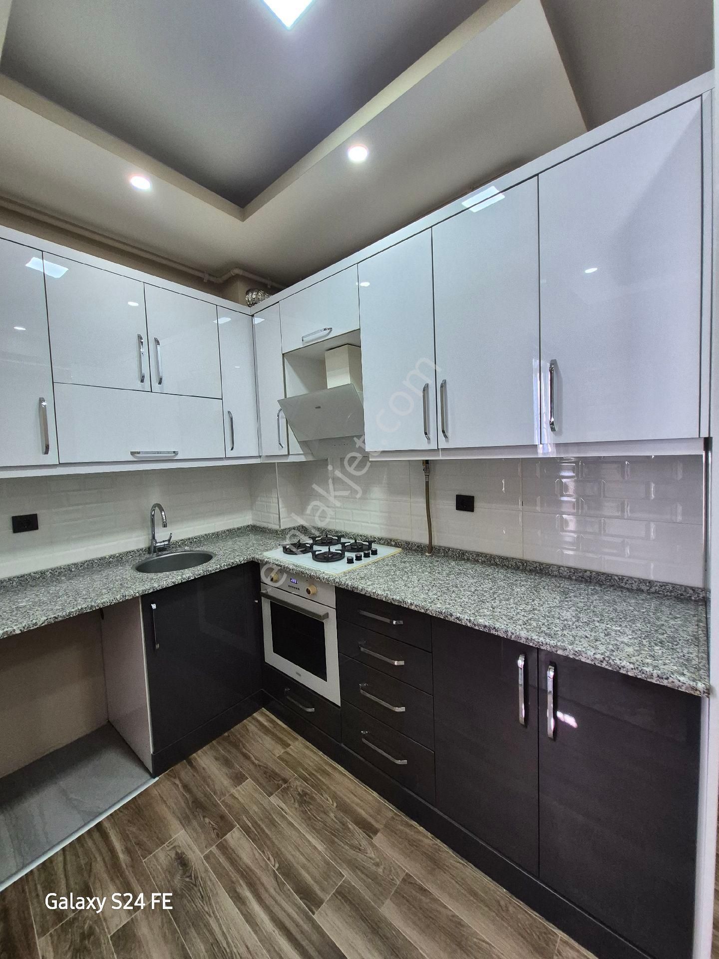 Bornova Da 3+1 Kiralık Lüks - Görsel 24