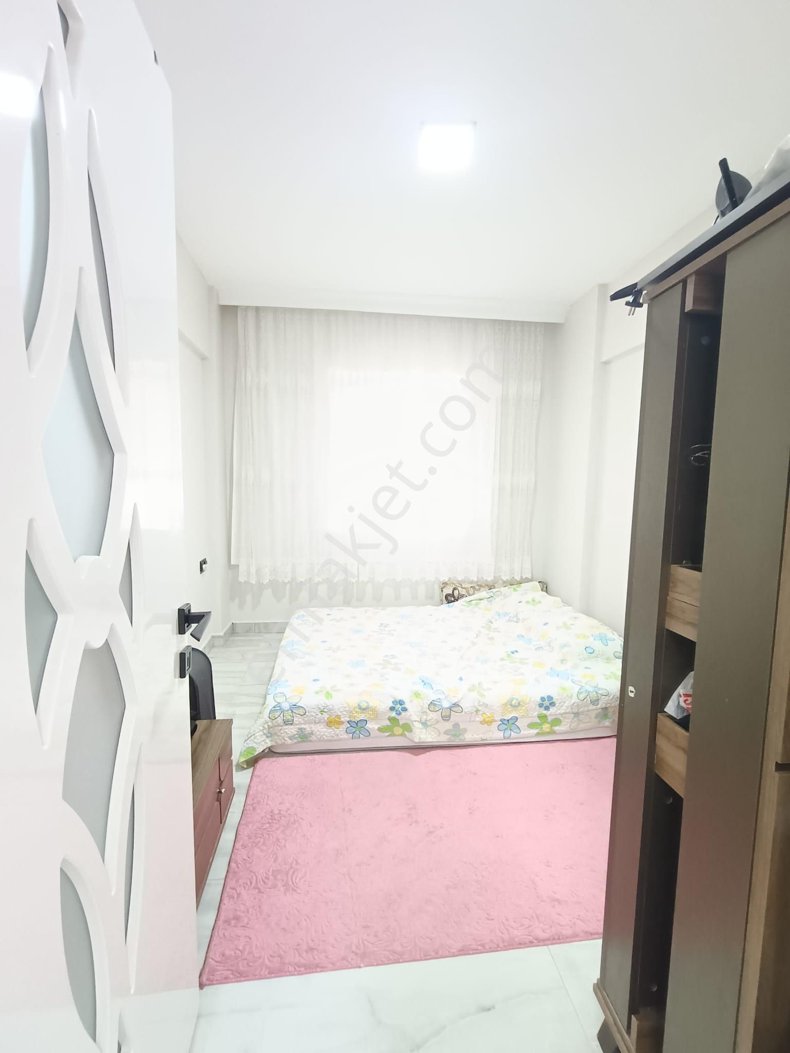 Sırakapılar Mahallesinde Yüksek Zemin Kat Yüklüklü Yerden Isıtmalı 3+1/120 M2 Daire 3.250.000 Tl - Görsel 8