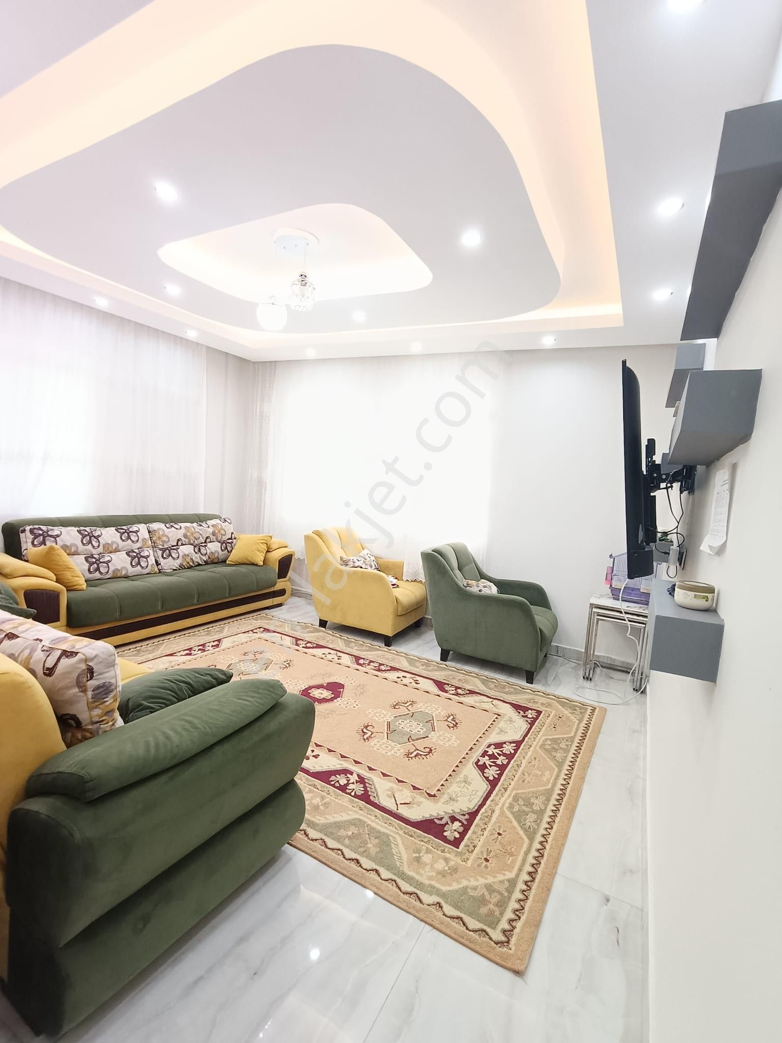 Sırakapılar Mahallesinde Yüksek Zemin Kat Yüklüklü Yerden Isıtmalı 3+1/120 M2 Daire 3.250.000 Tl - Görsel 3