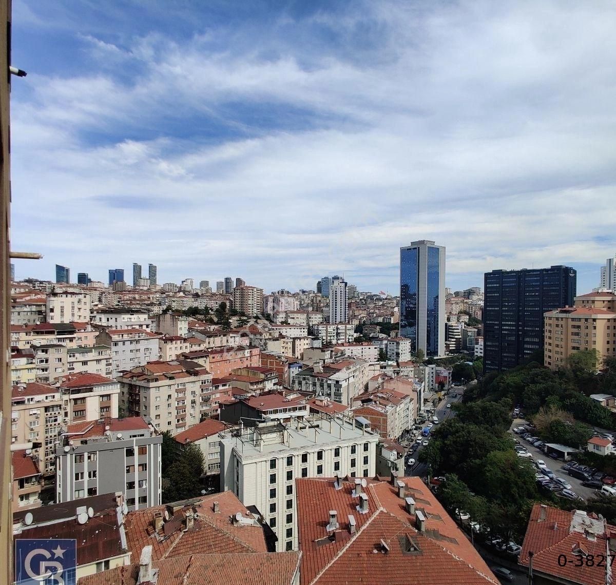 Şişlide Satılık 2+1 Boş Daire | Sitede-panoramik Şehir Manzaralı - Görsel 15