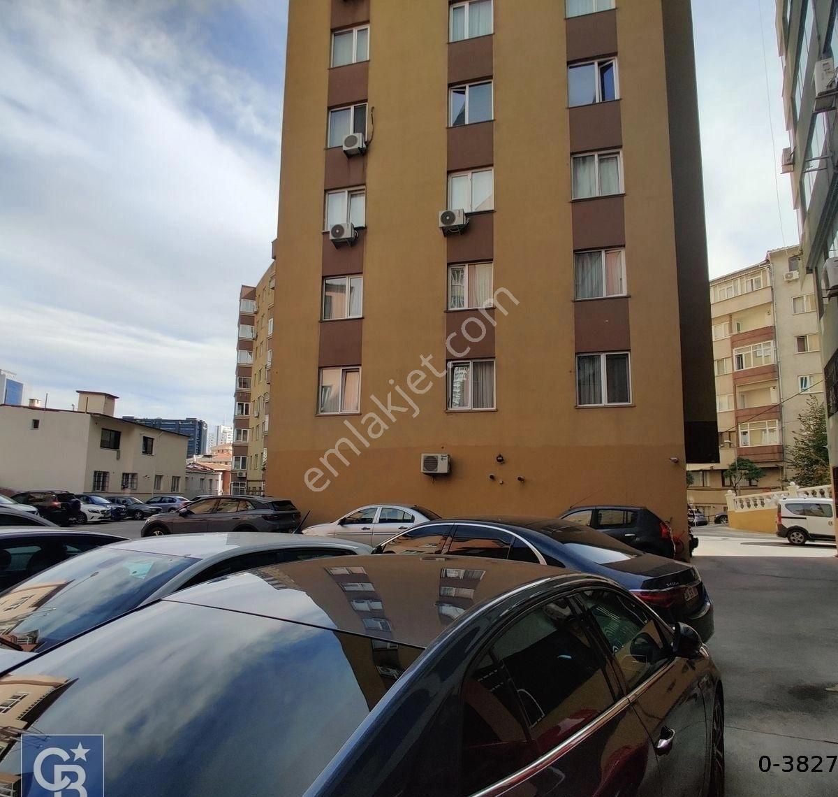 Şişlide Satılık 2+1 Boş Daire | Sitede-panoramik Şehir Manzaralı - Görsel 23