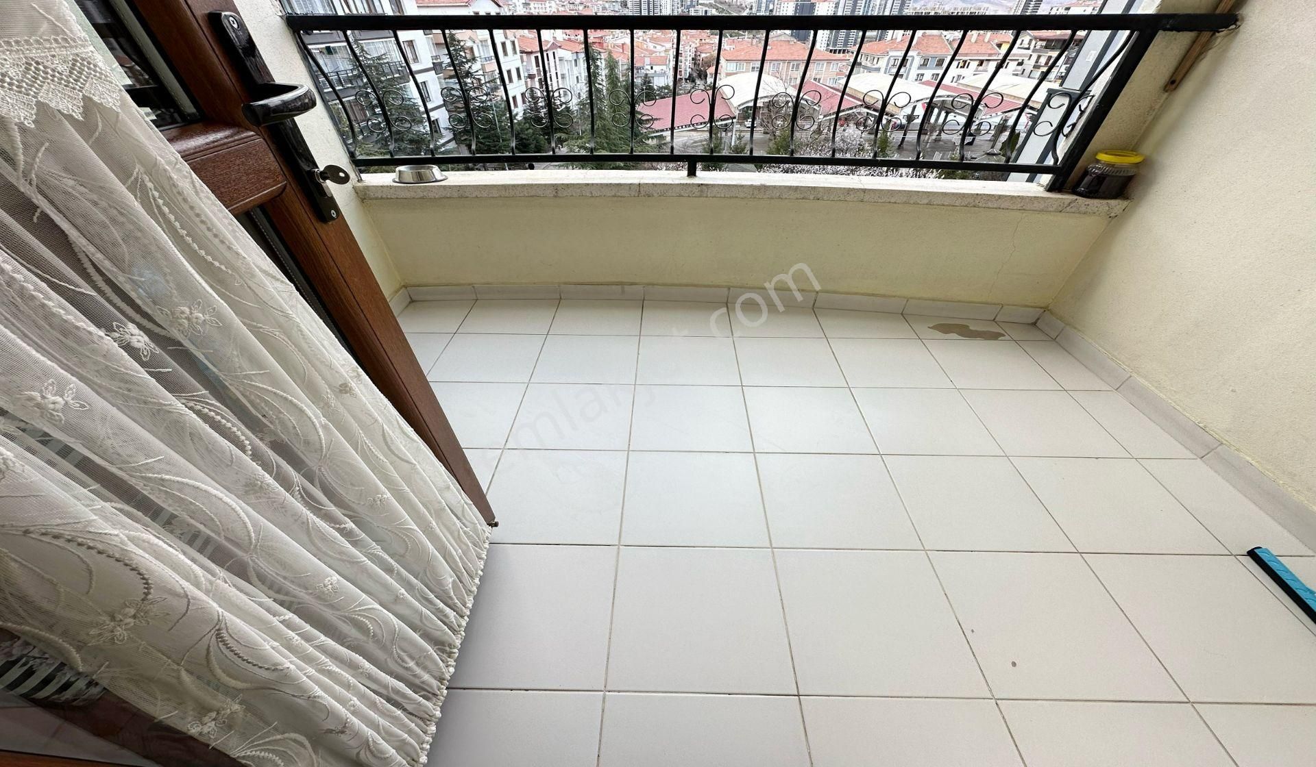 Yayla Zirat Bankası Yakını 6+1 Teraslı Dublex Masrafsız Geniş - Görsel 31