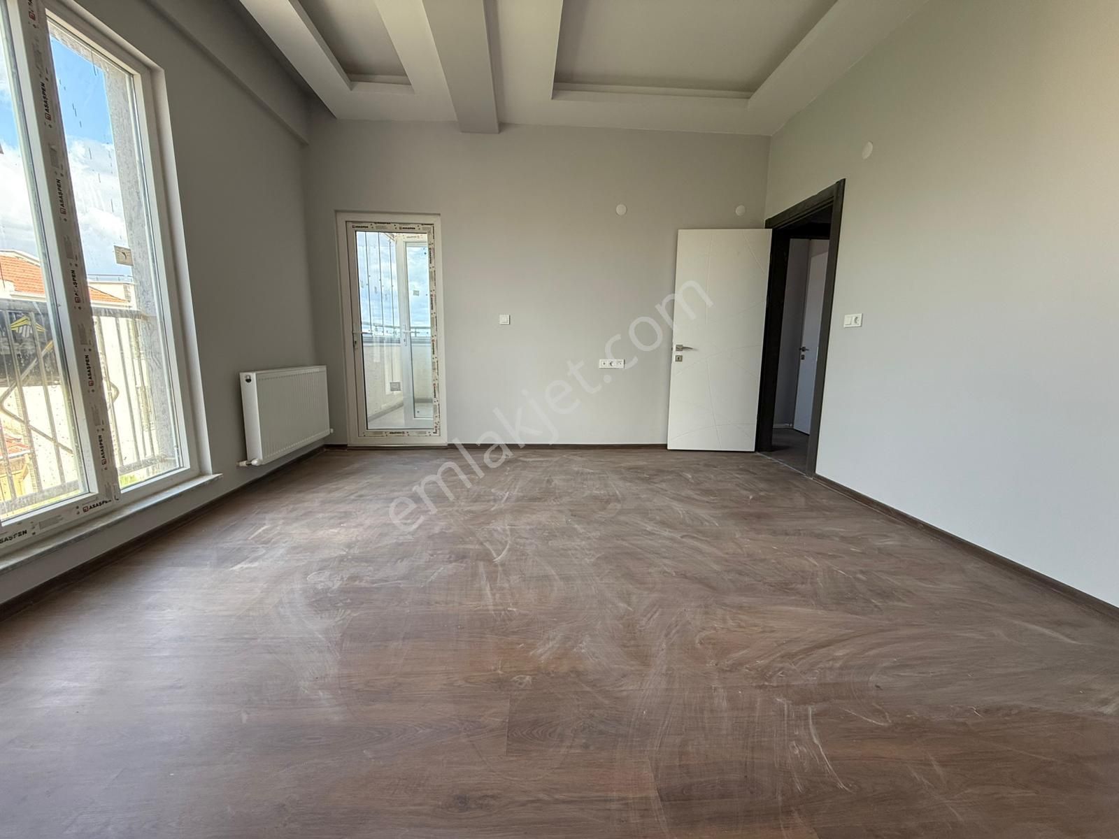 Roma' Dan Akhisar Mahallesi' Nde Satılık Daire - Görsel 5