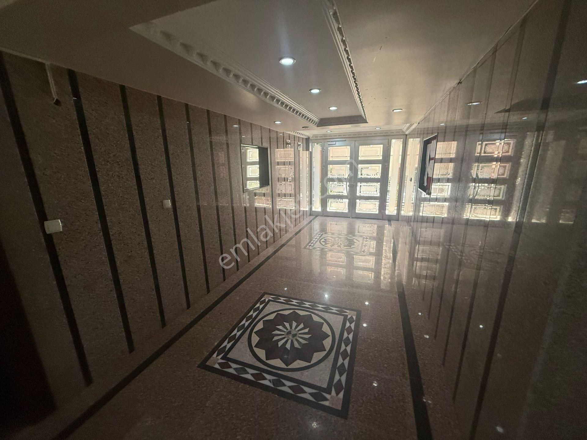 Barış'tan Gümüş Konaklarında Dayalı-döşeli Satılık 140 M2 Daire - Görsel 10