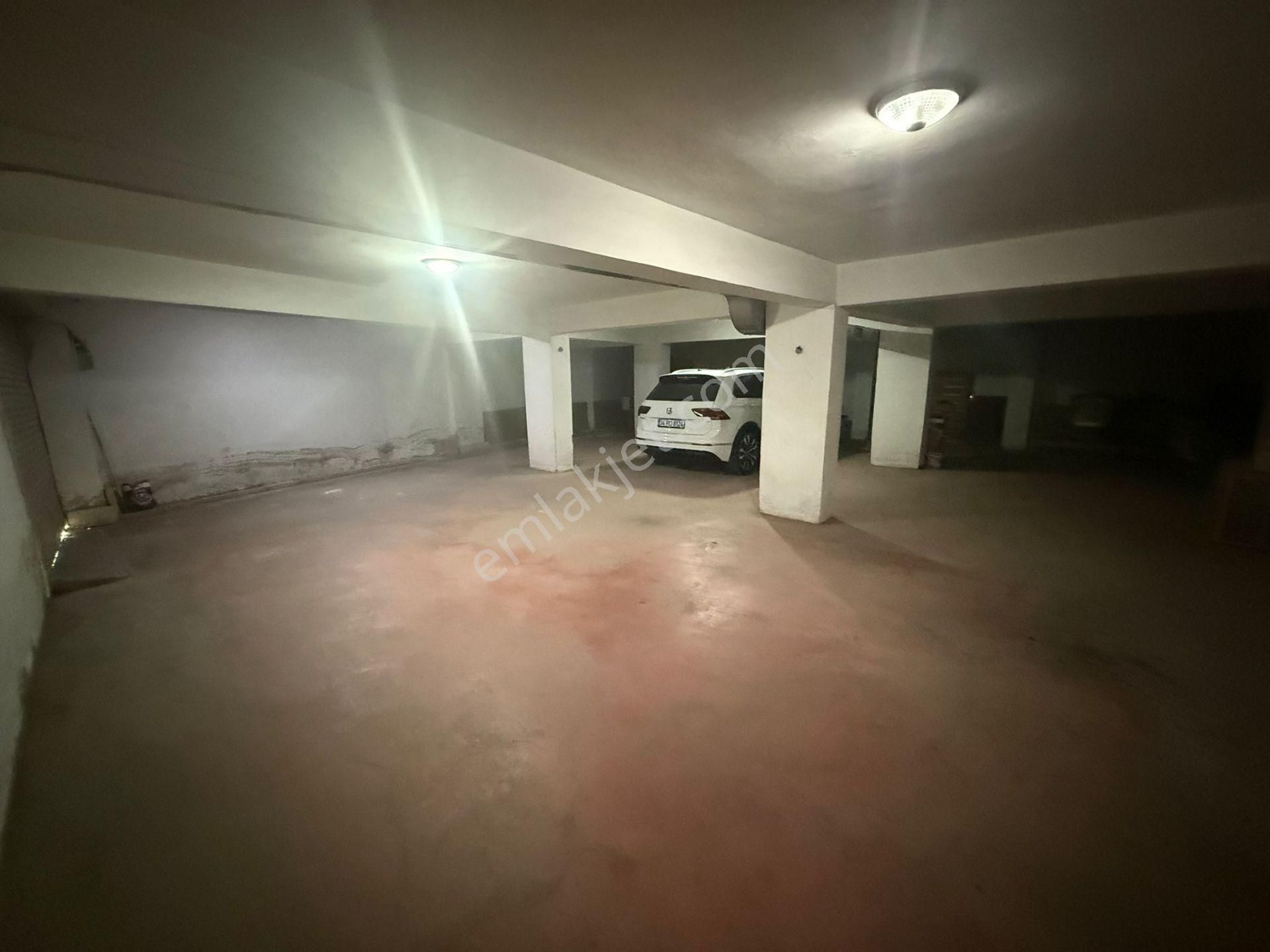 Barış'tan Gümüş Konaklarında Dayalı-döşeli Satılık 140 M2 Daire - Görsel 19