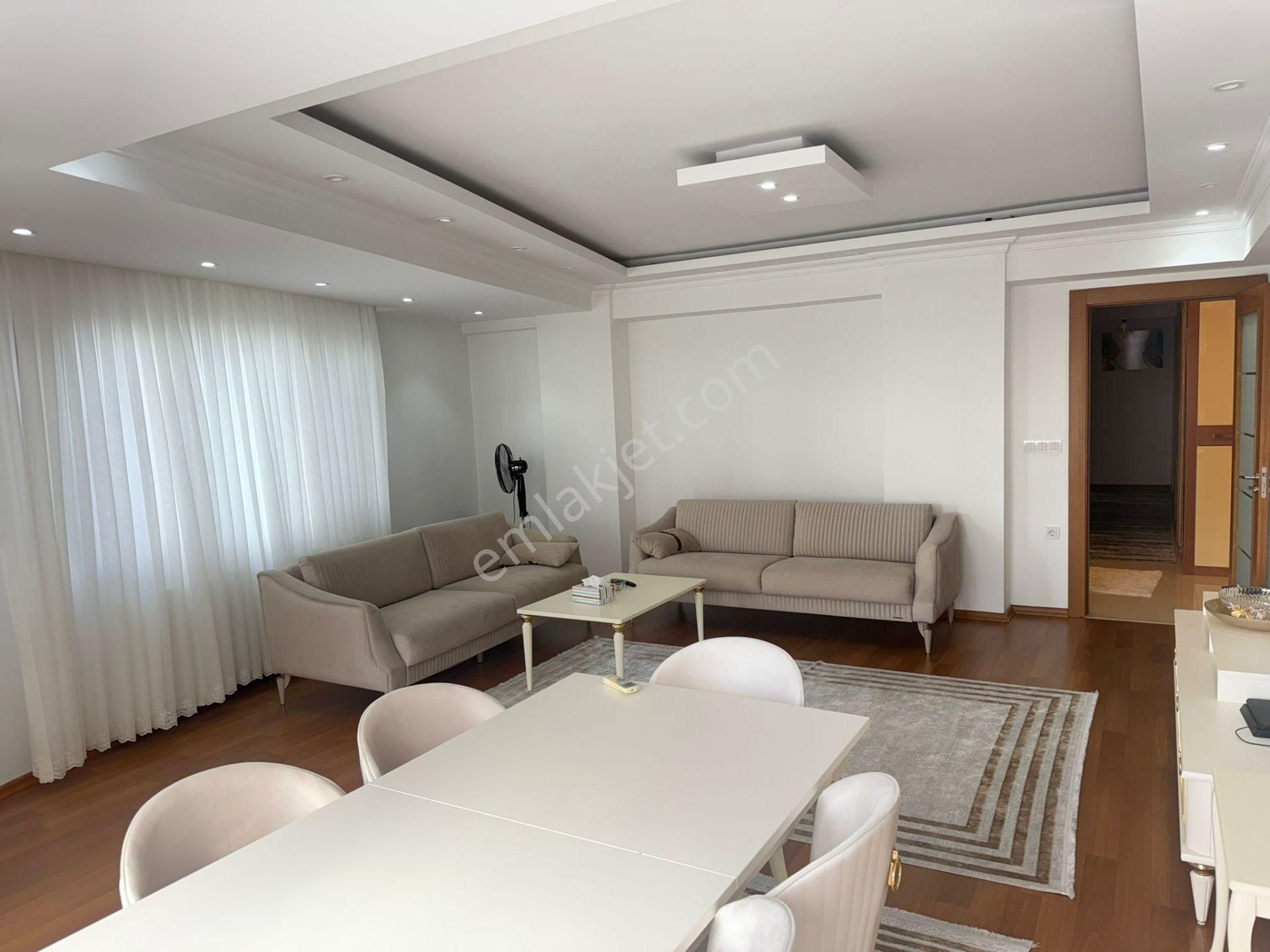 Barış'tan Gümüş Konaklarında Dayalı-döşeli Satılık 140 M2 Daire - Görsel 7