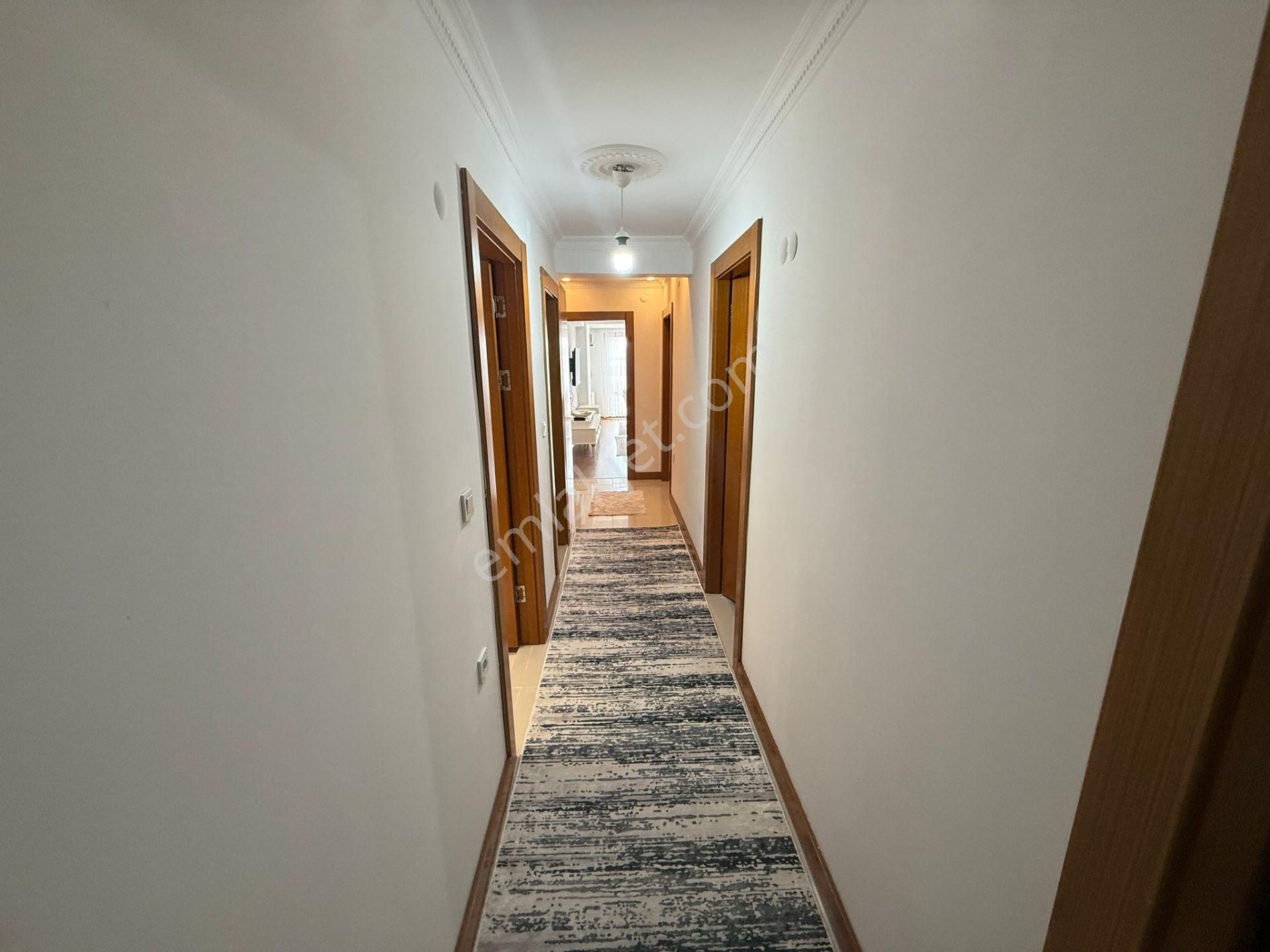 Barış'tan Gümüş Konaklarında Dayalı-döşeli Satılık 140 M2 Daire - Görsel 24