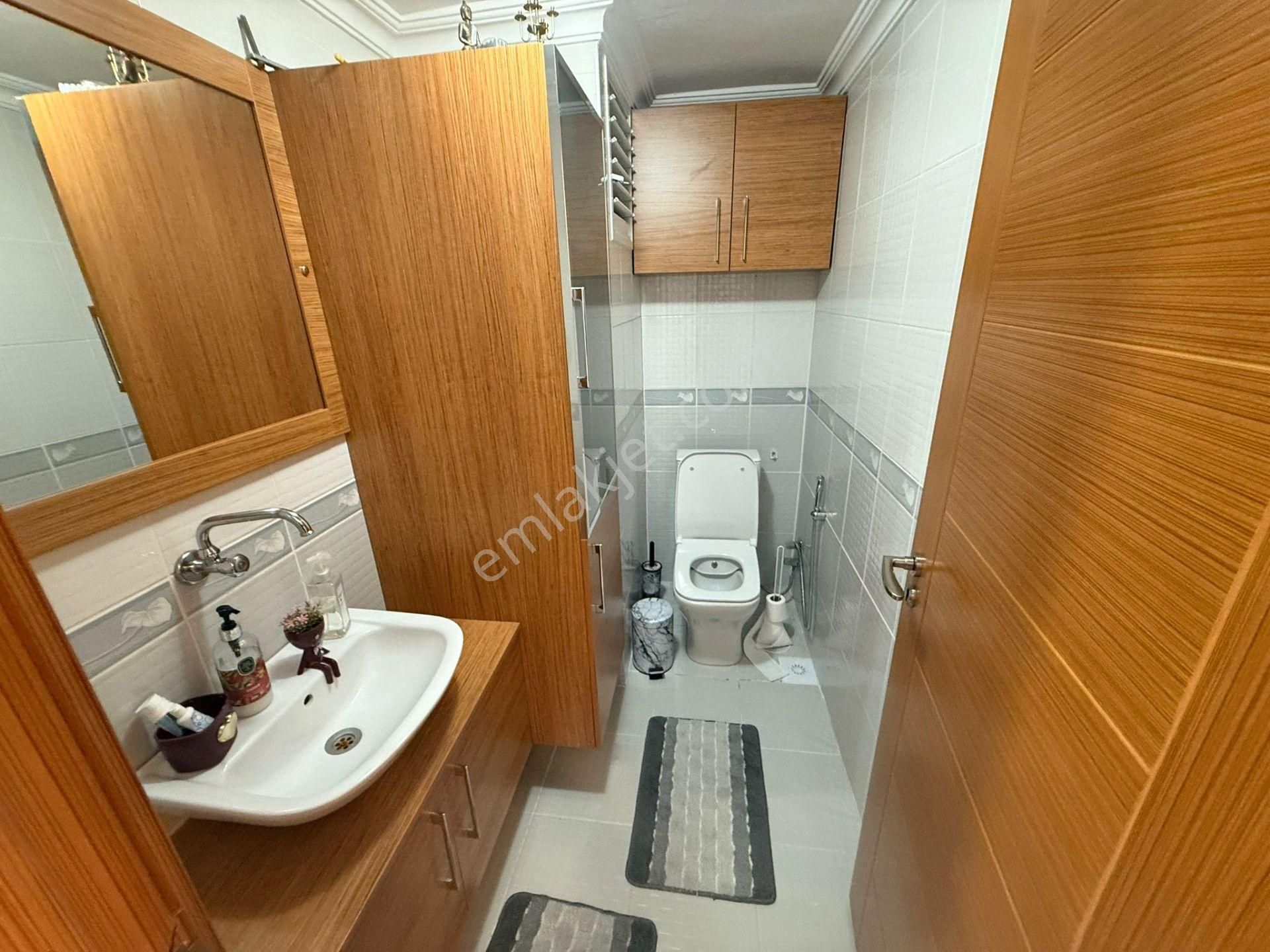 Barış'tan Gümüş Konaklarında Dayalı-döşeli Satılık 140 M2 Daire - Görsel 22