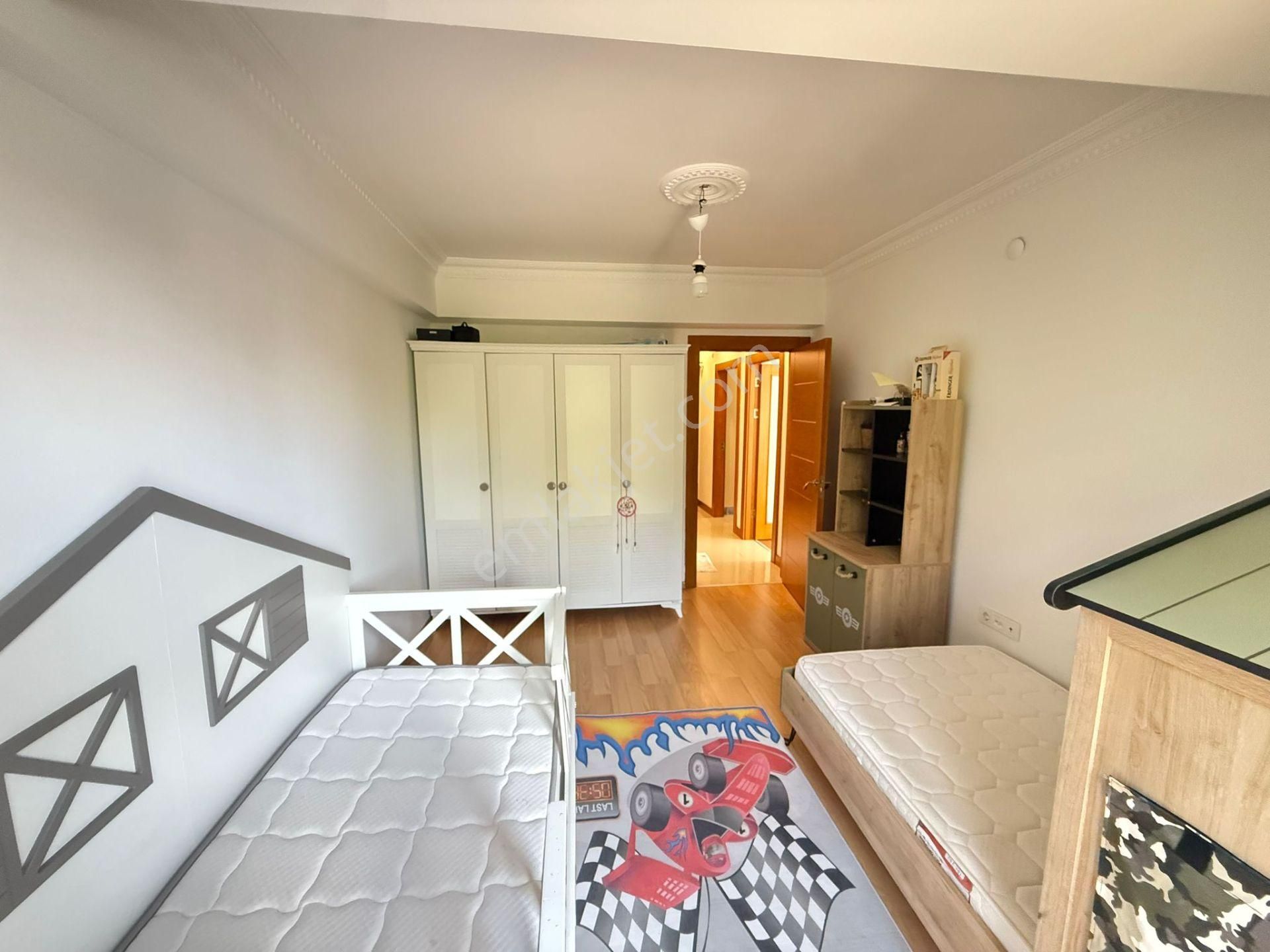 Barış'tan Gümüş Konaklarında Dayalı-döşeli Satılık 140 M2 Daire - Görsel 25