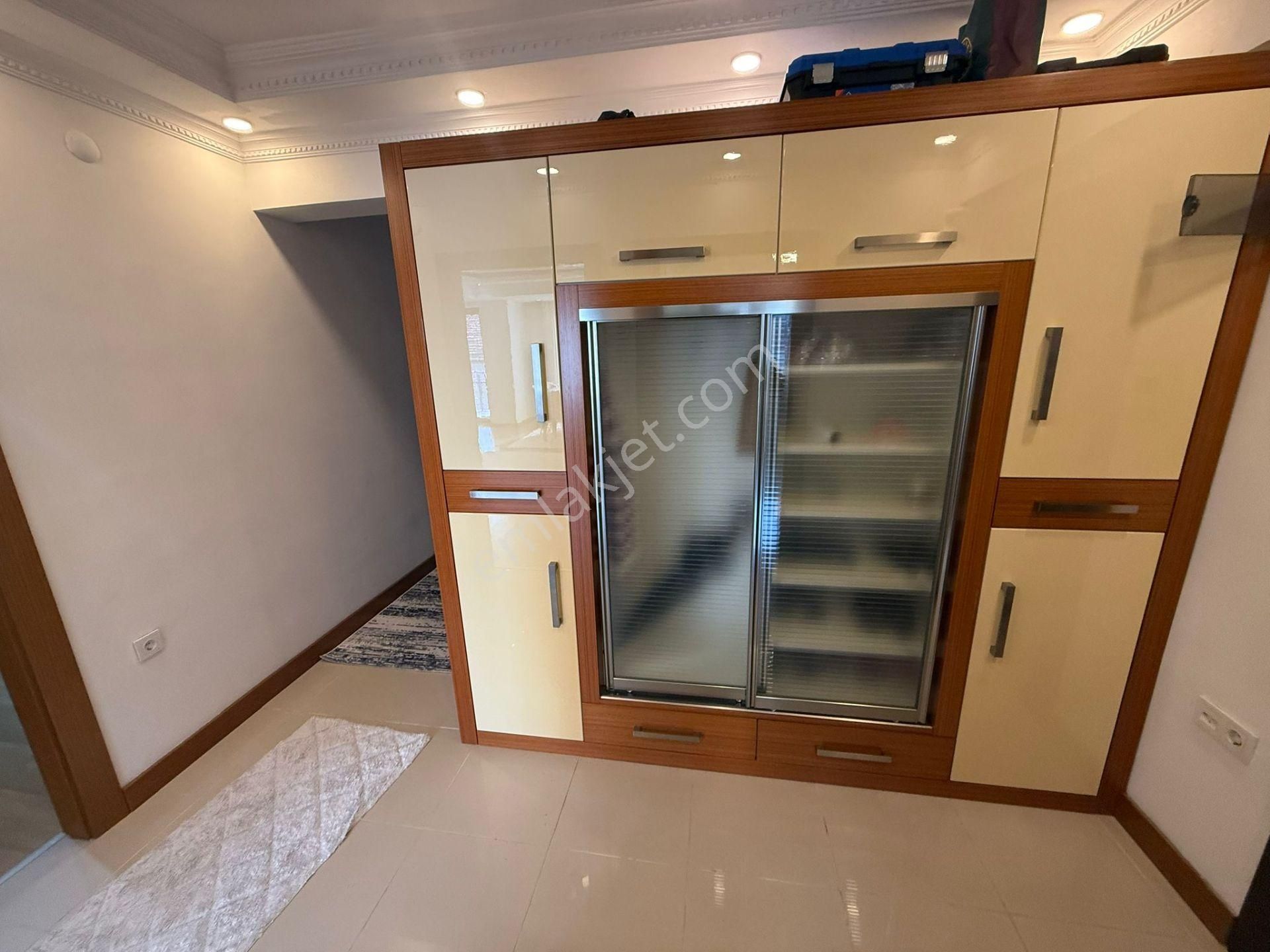 Barış'tan Gümüş Konaklarında Dayalı-döşeli Satılık 140 M2 Daire - Görsel 29