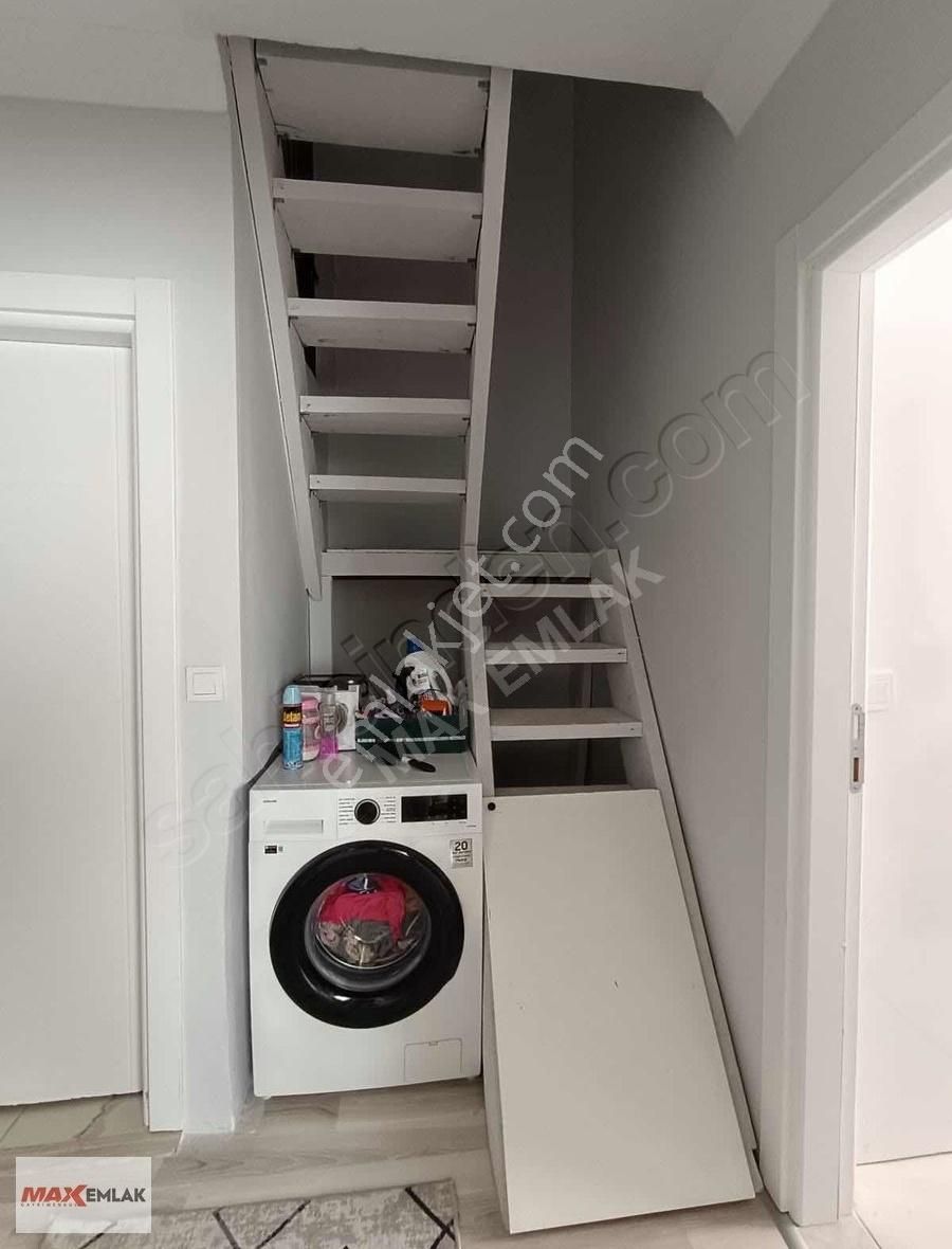 Marmaray Durağının Yanı Başında 5+1 Satılık 200 M2 Üst Dublex - Görsel 35