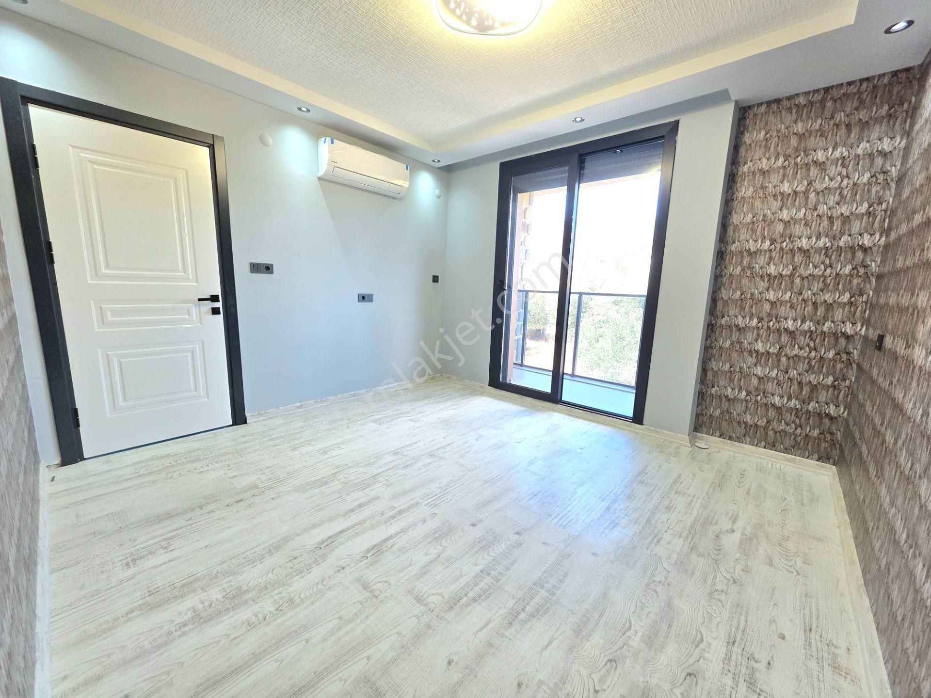 Vahdet'ten Güre'de Bağımsız Müstakil Havuzlu 3+1 Manzaralı Villa - Görsel 18