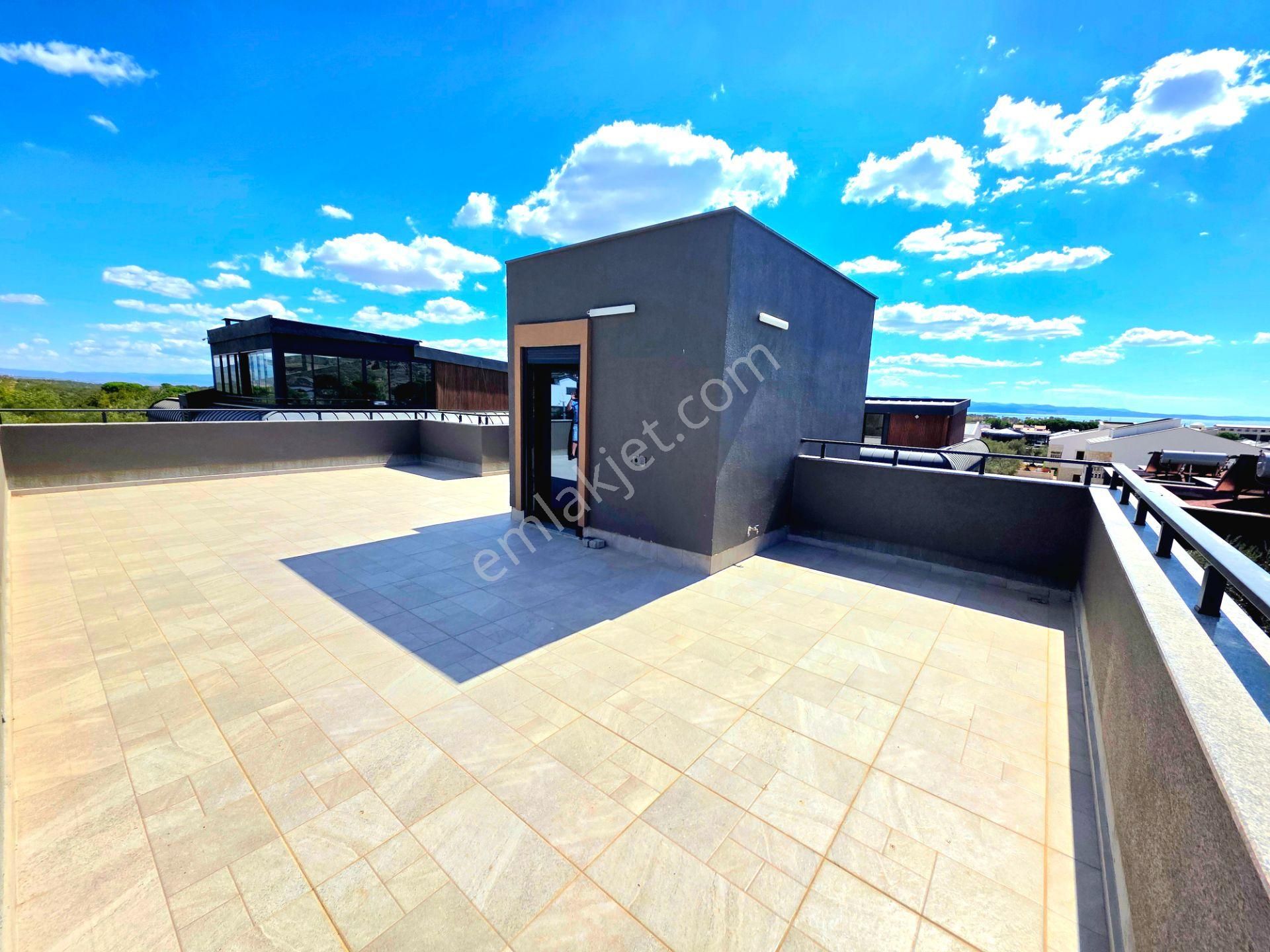 Vahdet'ten Güre'de Bağımsız Müstakil Havuzlu 3+1 Manzaralı Villa - Görsel 30