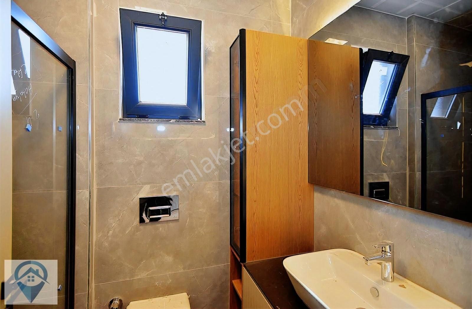 Havuzlu-akıllı Sistemli- Yeşilbayır'da Satılık 5+1 Villa - Görsel 12