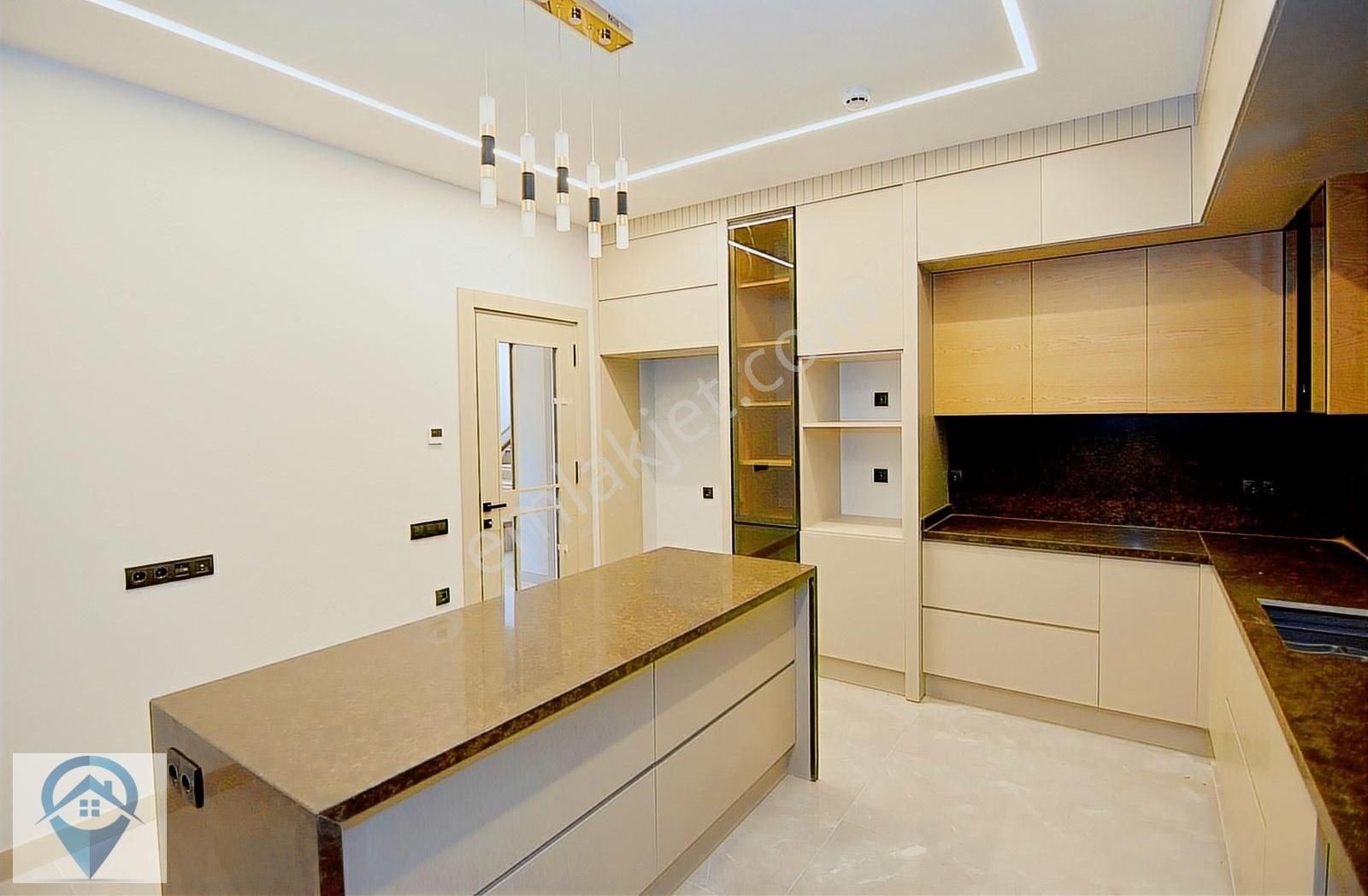 Havuzlu-akıllı Sistemli- Yeşilbayır'da Satılık 5+1 Villa - Görsel 30