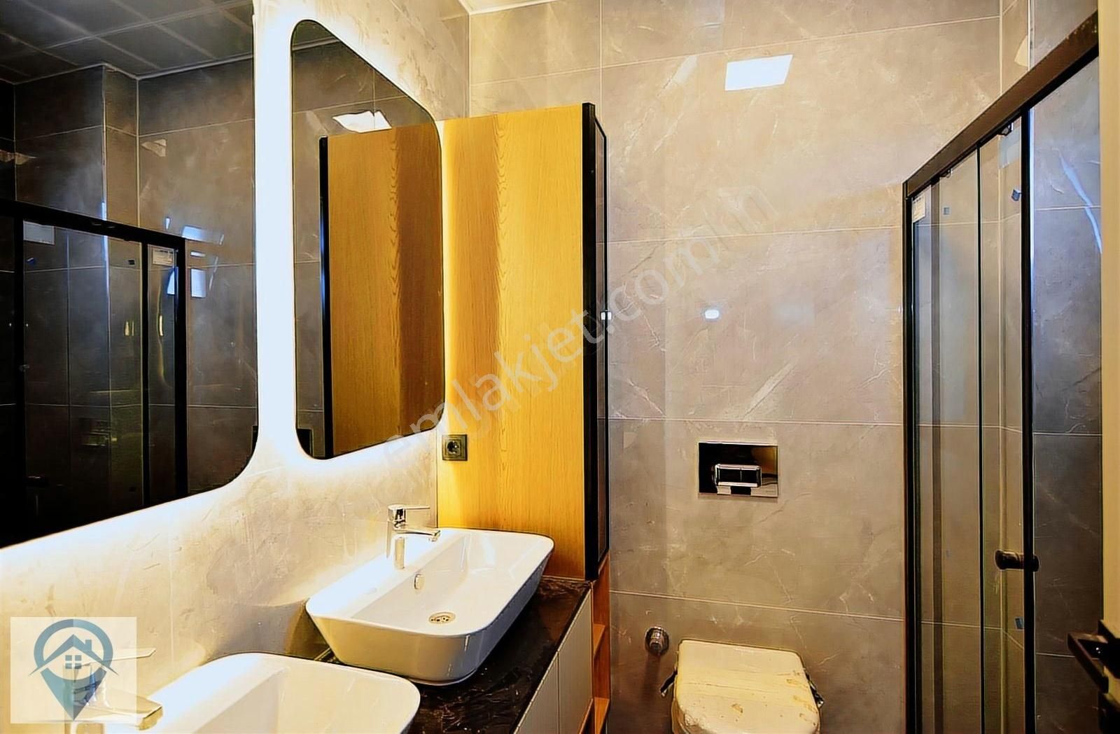 Havuzlu-akıllı Sistemli- Yeşilbayır'da Satılık 5+1 Villa - Görsel 16