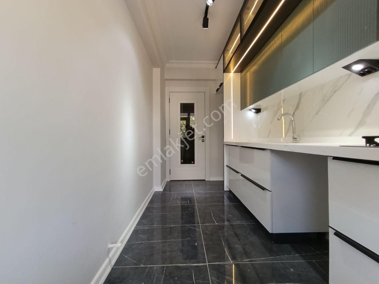Akçayda Doğalgazlı Otoparklı Ayrı Mutfaklı Full Yapılı 2+1 Daire - Görsel 35