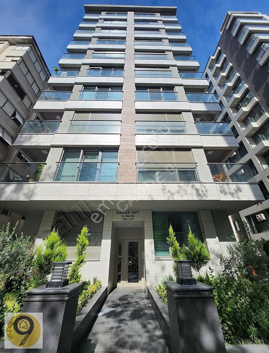 Cadde 9 Dan Bağdata 100 Metre Sıfır Binada 3+1 Ferah 98m2 Net