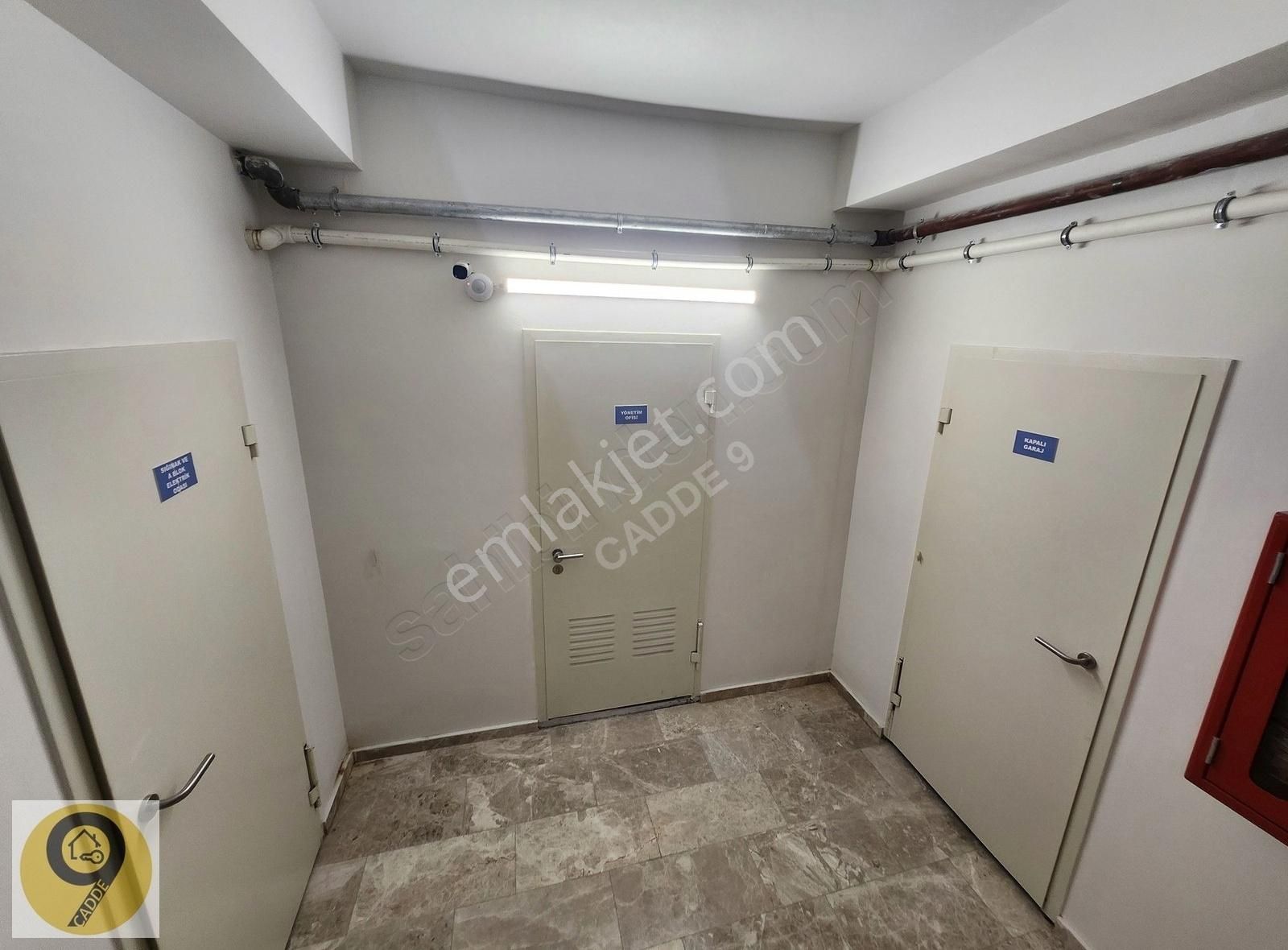 Cadde 9 Dan Bağdata 100 Metre Sıfır Binada 3+1 Ferah 98m2 Net - Görsel 24