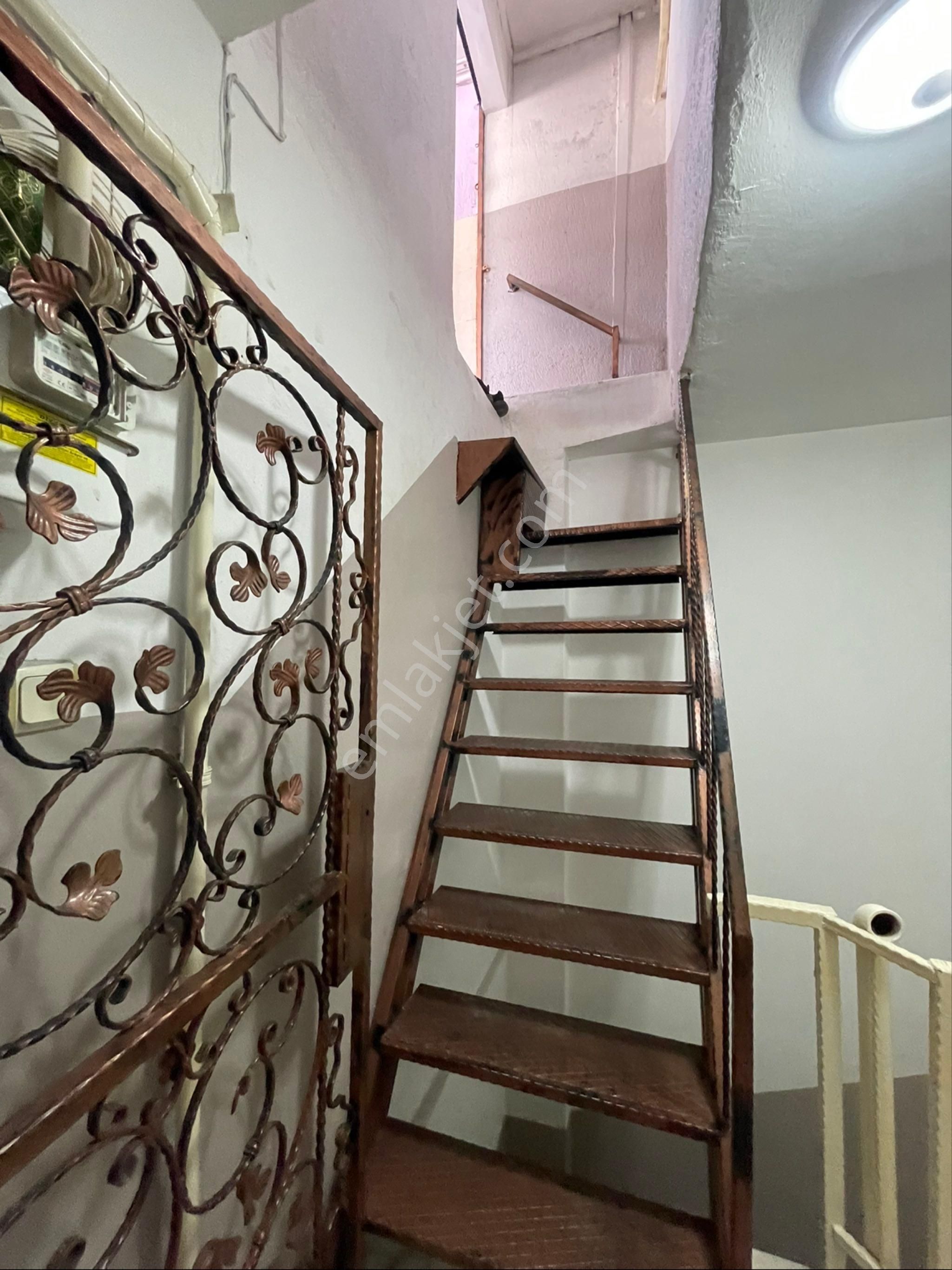 Kazım Karabekir Mah'de 5+2 Dubleks 220m2 Doğalgazlı Satılık Daire - Görsel 28