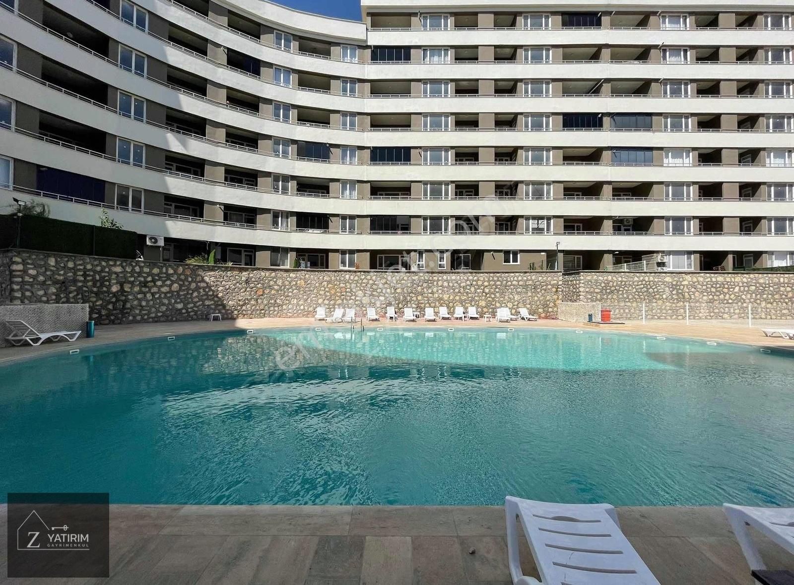 Z Yatırım'dan Bahçe Katı Yazlık Havuzlu Ve Güvelikli Sitede - Görsel 3