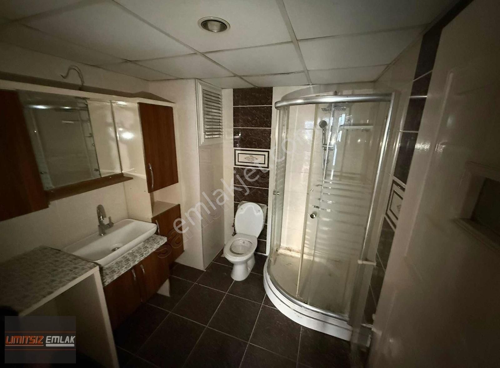 Şemikler'de | Balkonlu | Koridorlu | Kapalı Mutfak | Satılık 1+1 - Görsel 13