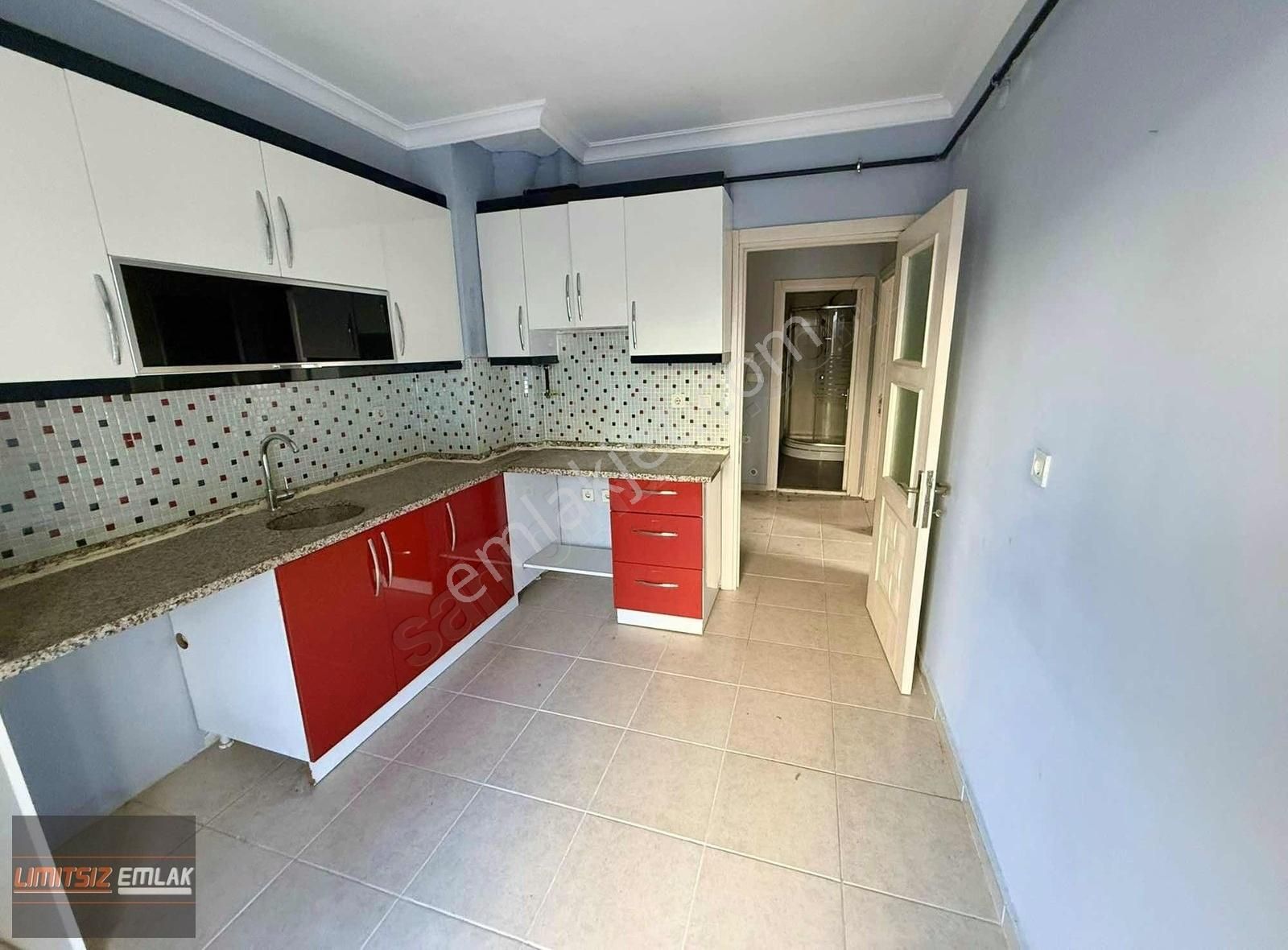 Şemikler'de | Balkonlu | Koridorlu | Kapalı Mutfak | Satılık 1+1 - Görsel 6