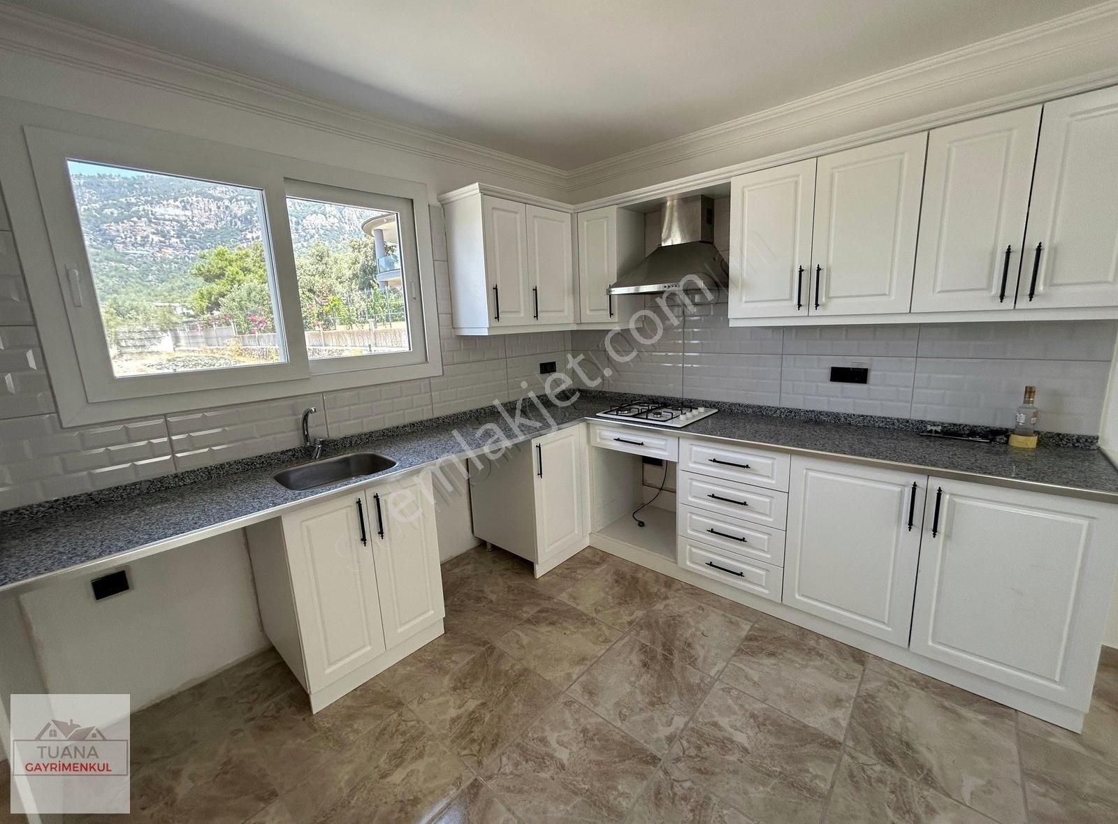 Tuana Garimenkul'den Zeytinalanı'da 2+1 Müstakil Ev - Görsel 4