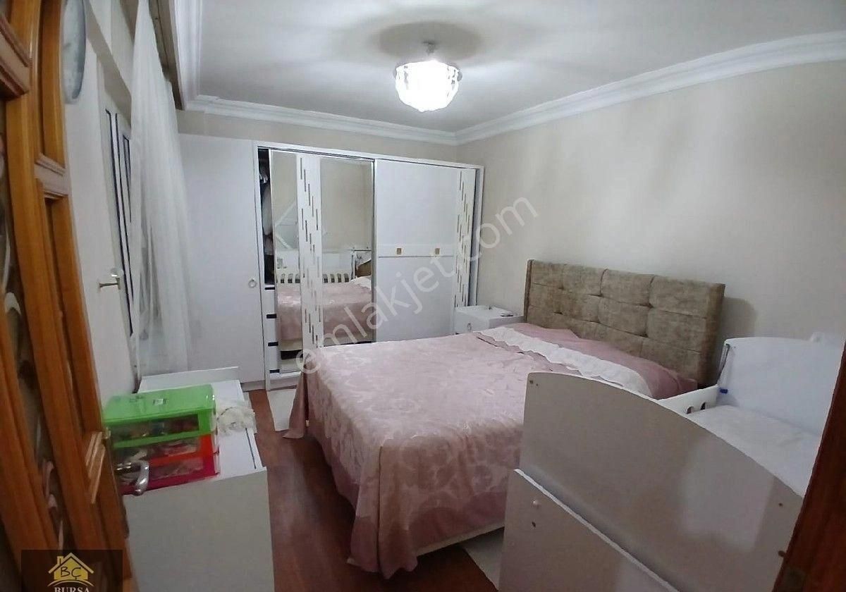 Bursa Yıldırım Namazgah Ta Asansörlü Kombili 160 M2 Daire - Görsel 4