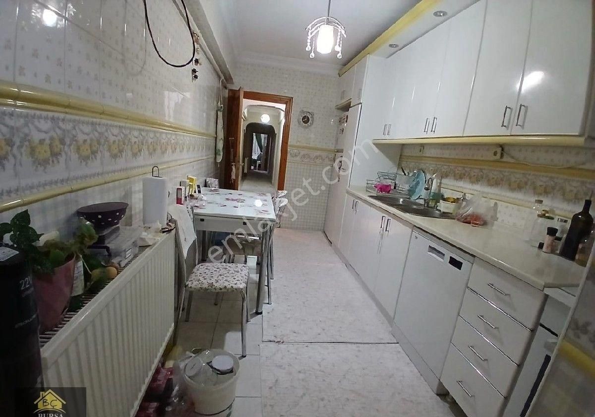 Bursa Yıldırım Namazgah Ta Asansörlü Kombili 160 M2 Daire - Görsel 11