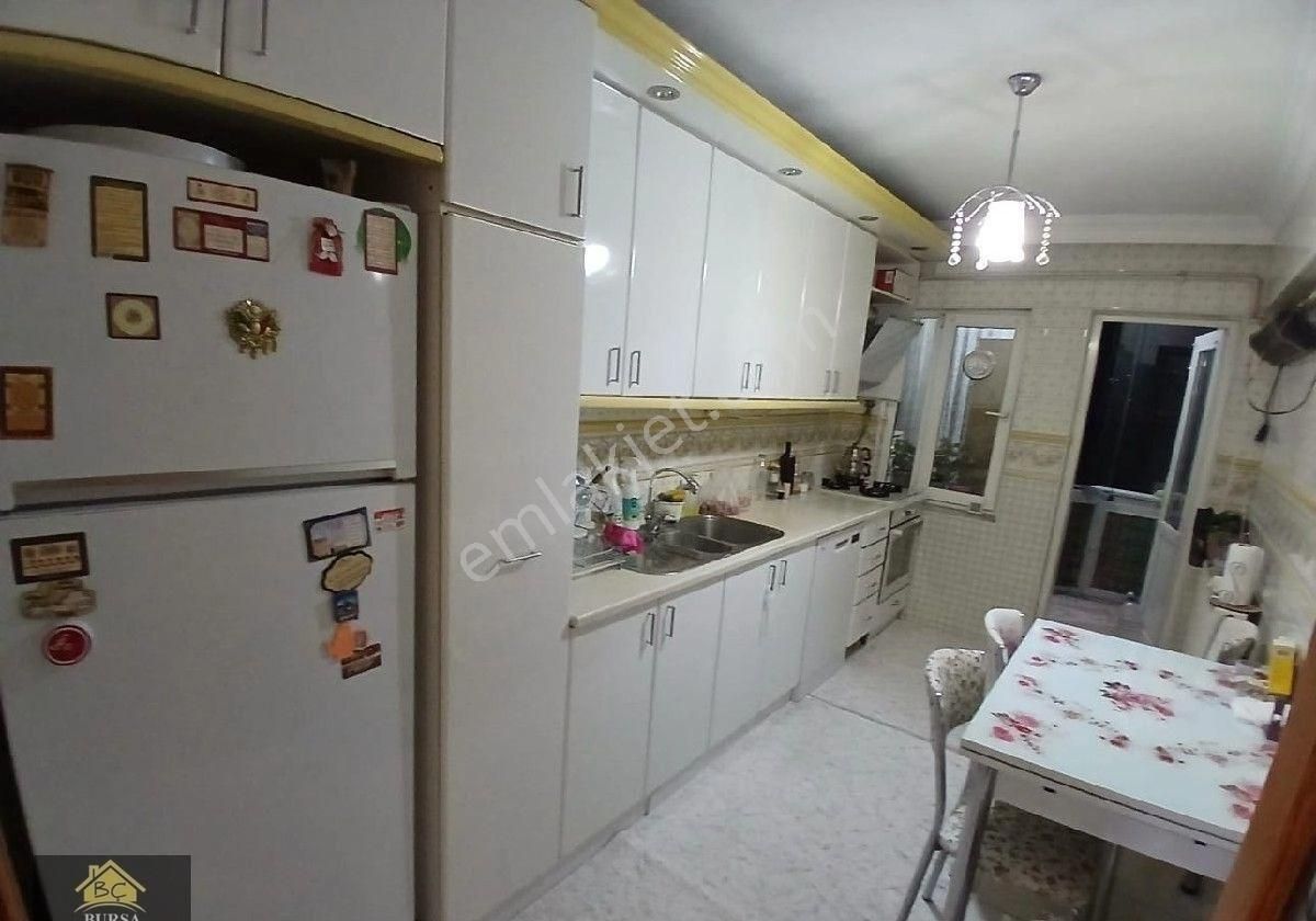 Bursa Yıldırım Namazgah Ta Asansörlü Kombili 160 M2 Daire - Görsel 9